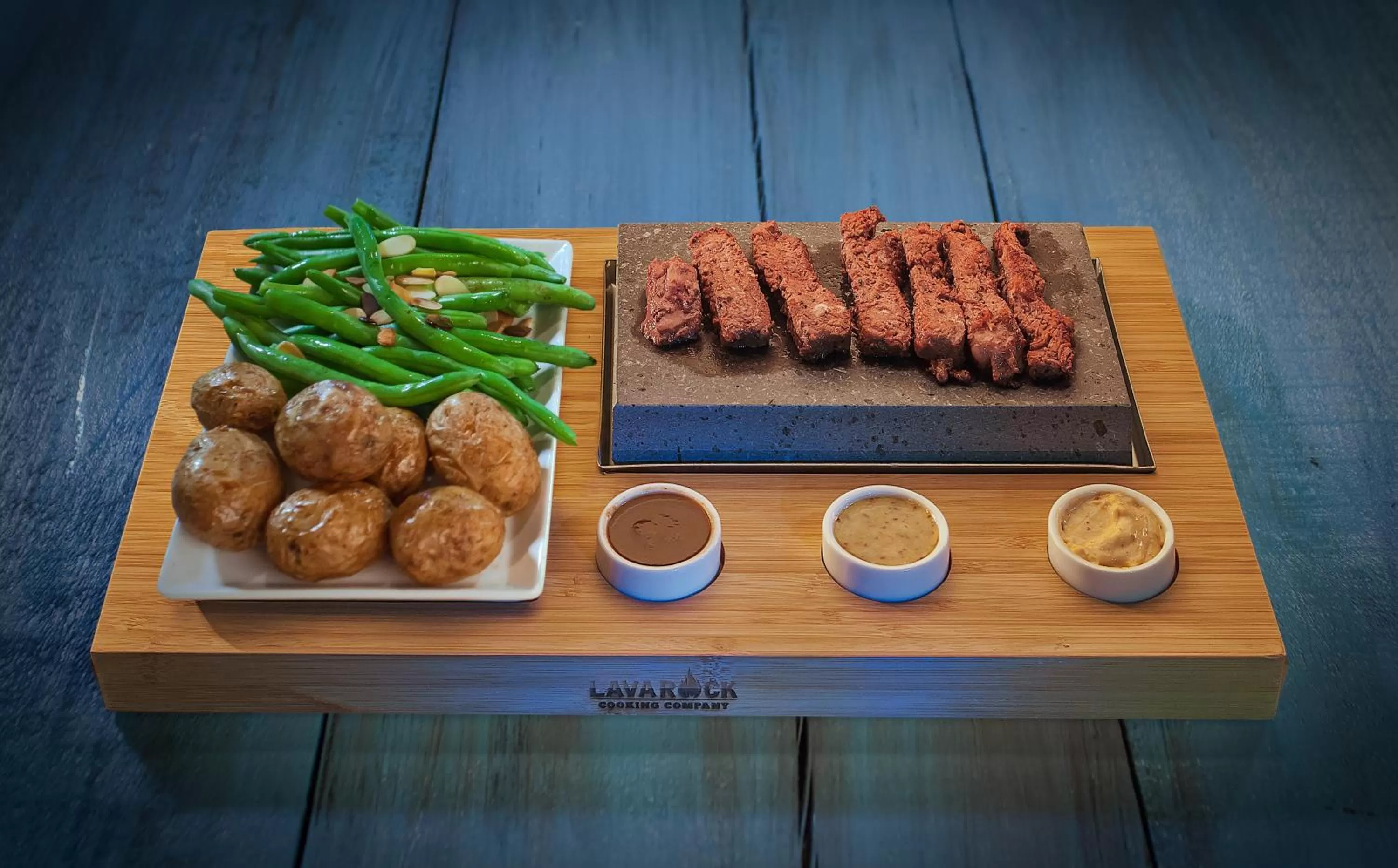 Restaurant/places to eat, Food in Natura Treescape Resort