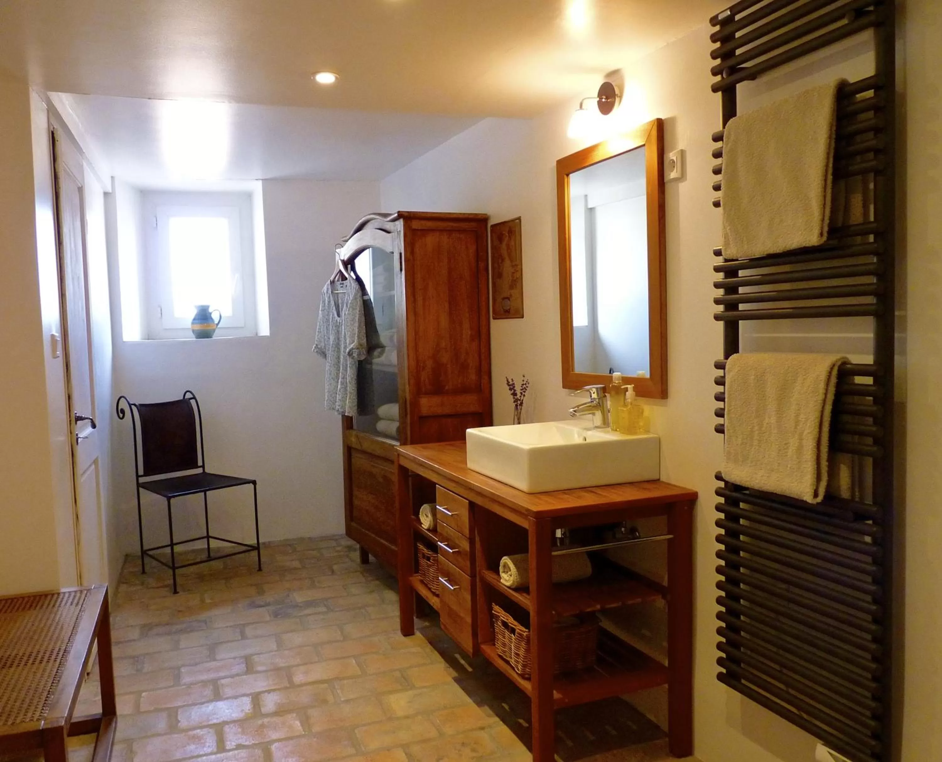 Bathroom in L'Autre Maison