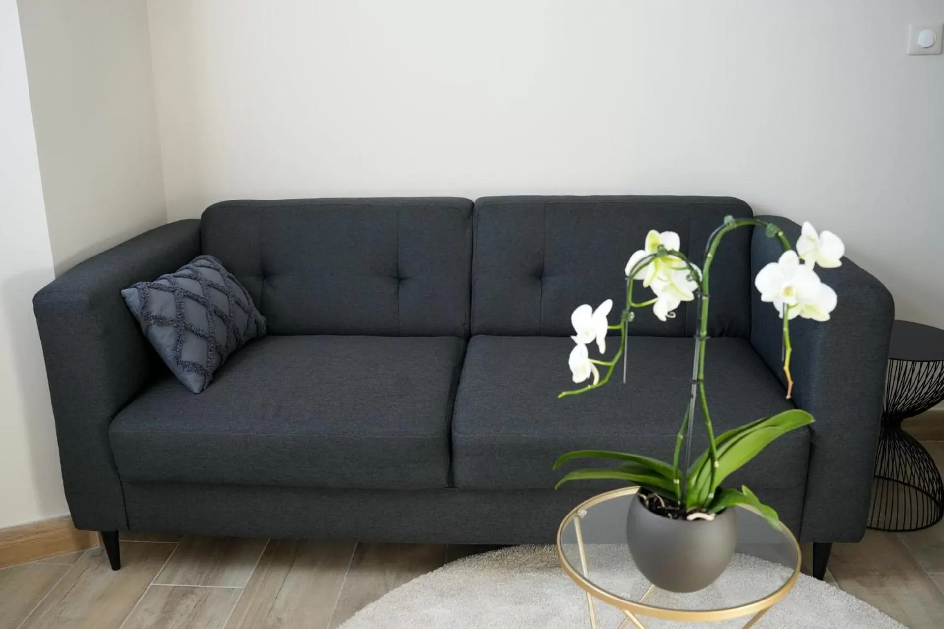 TV and multimedia, Seating Area in Hôtel Échappée en Baie - Parking privé gratuit