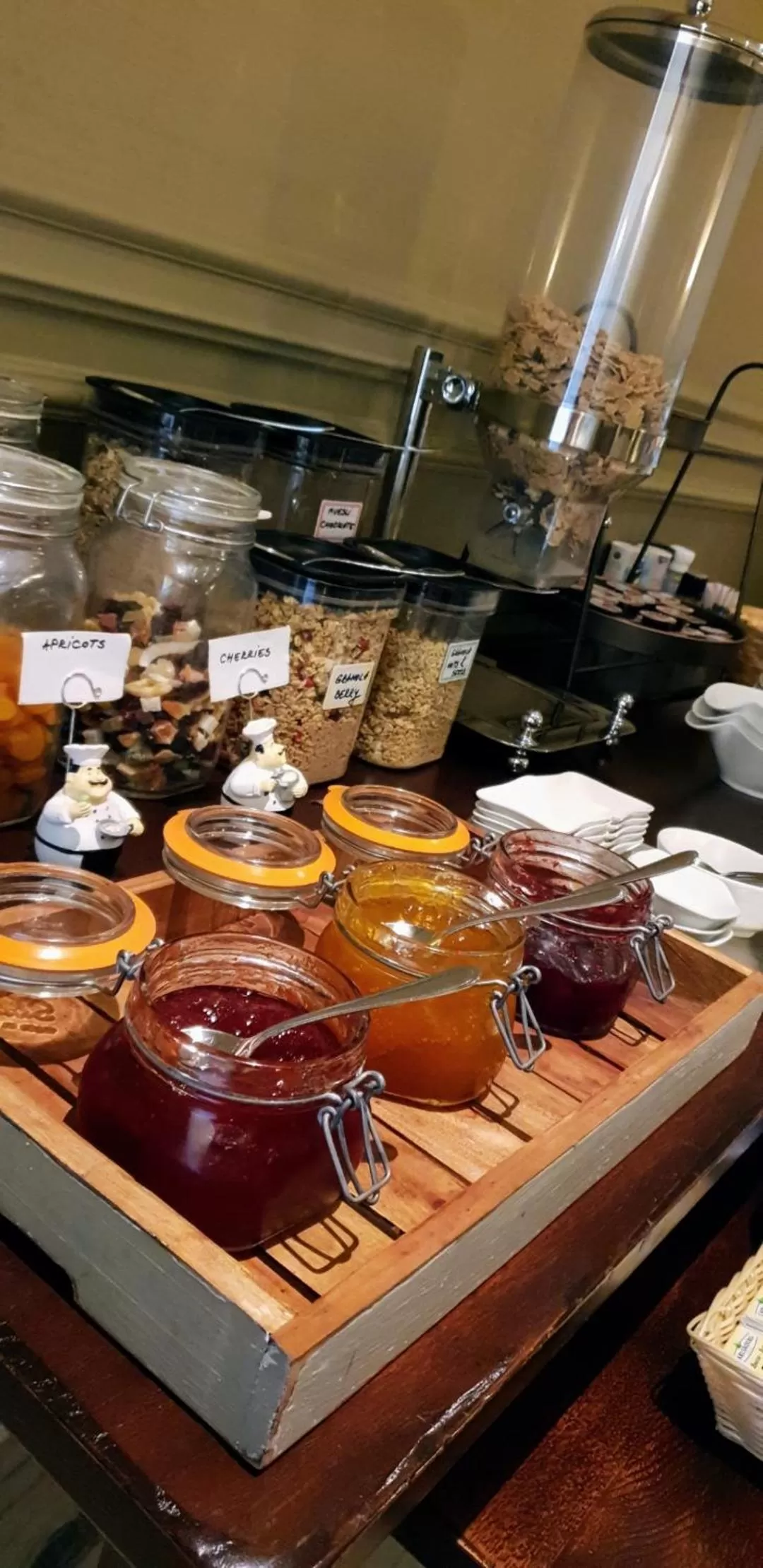 Food and drinks in Belrom Hotel