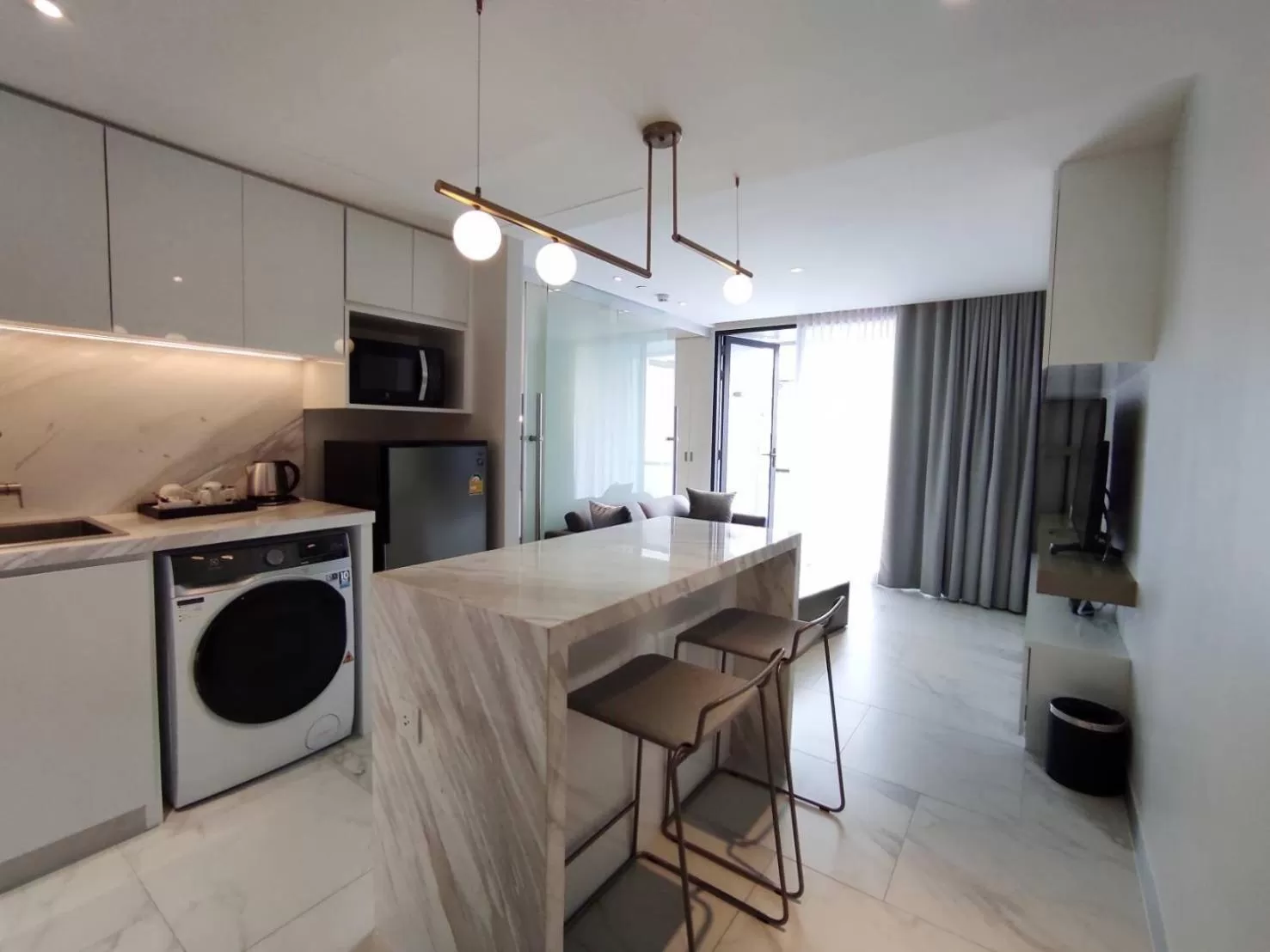 Dining area in ashley hotel bkk