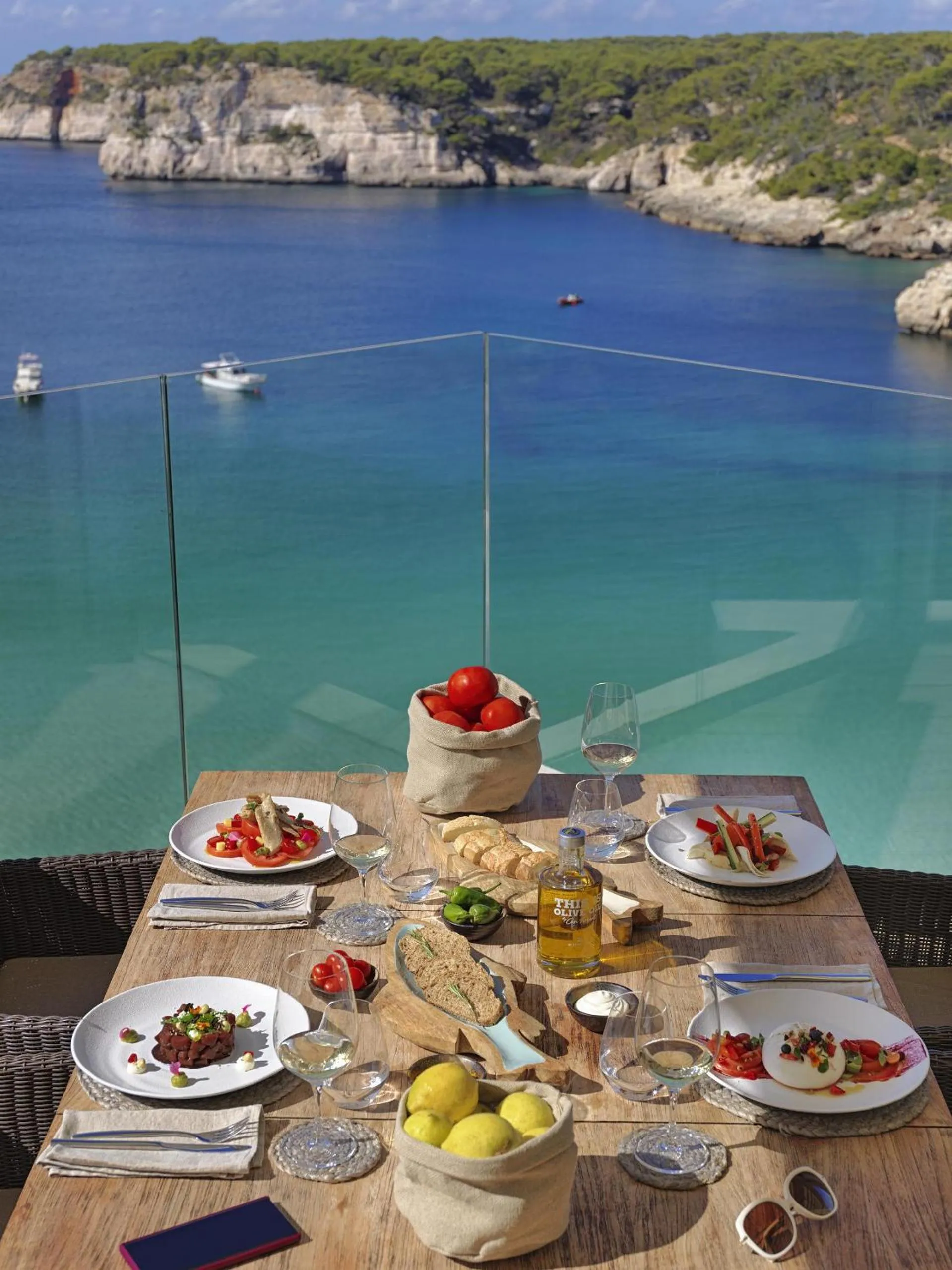 Restaurant/places to eat in Meliá Cala Galdana