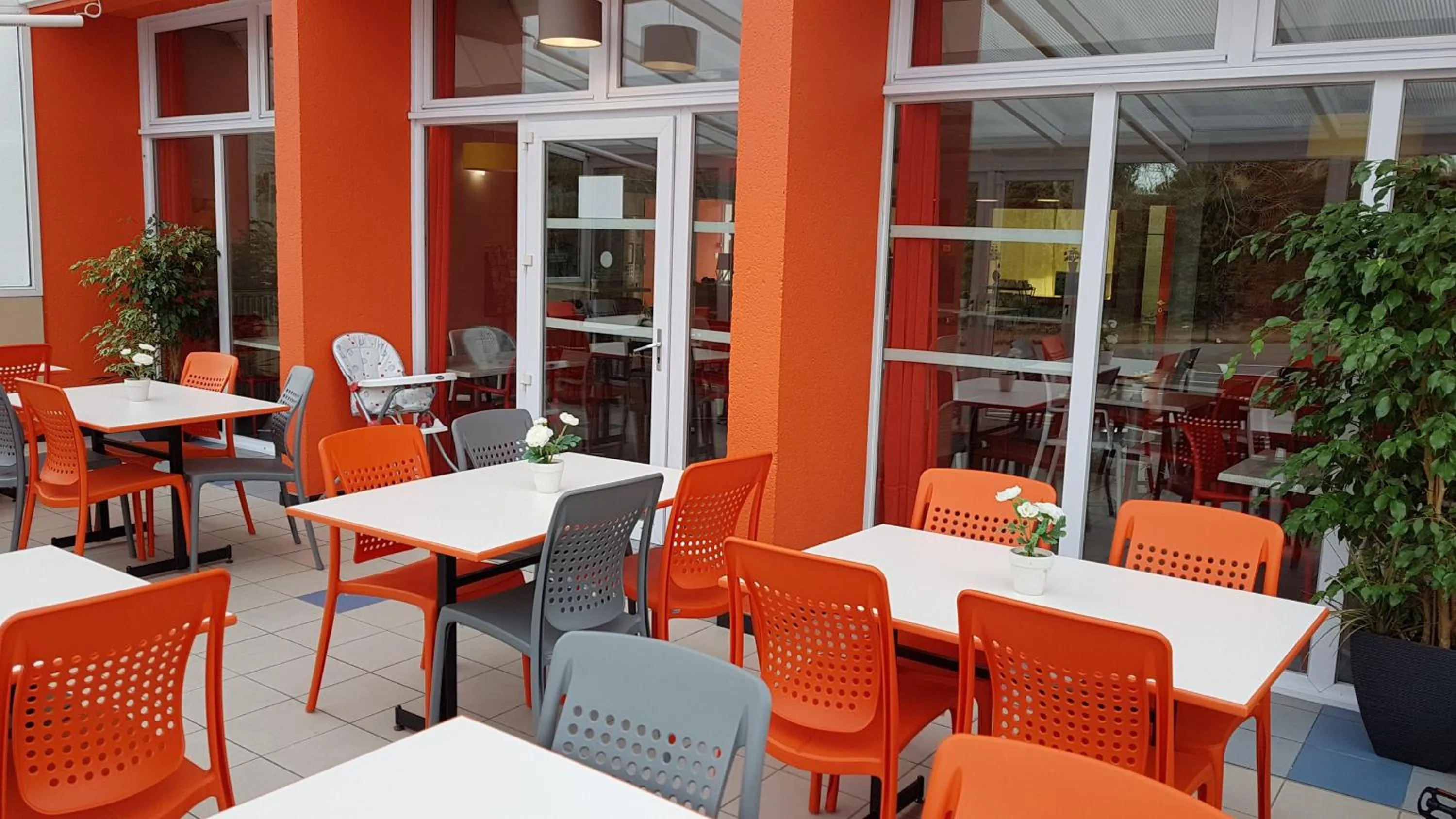 Property building in The Originals Access, Hôtel les Iris, Berck-sur-Mer