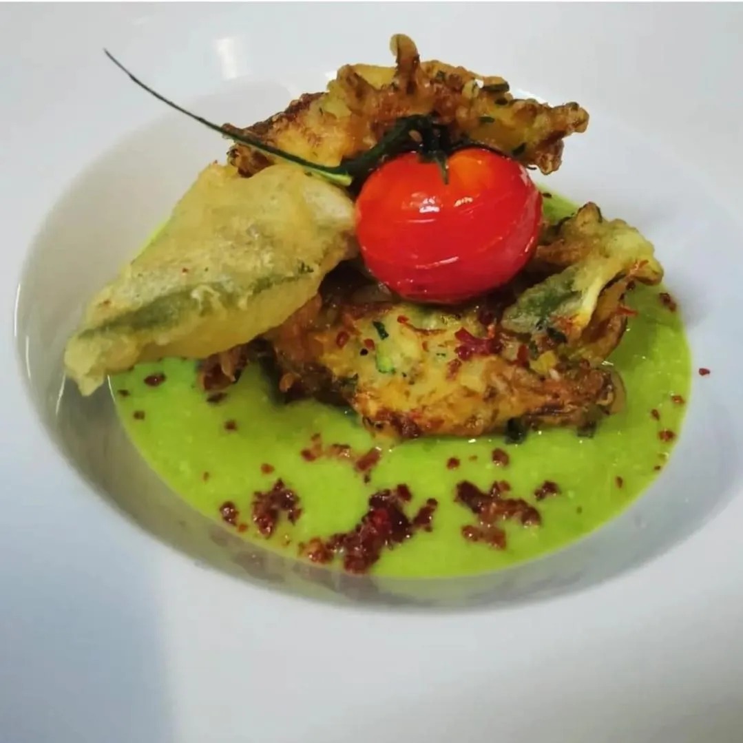 Restaurant/places to eat in Hotel Colonne