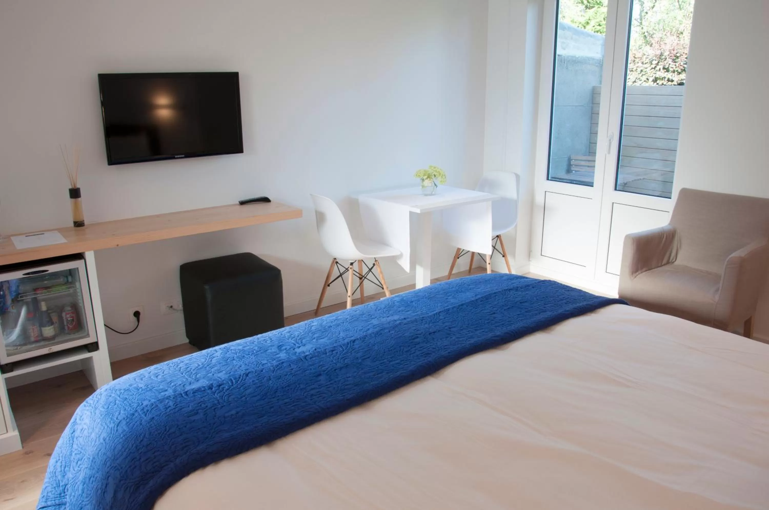 Dining area, Bed in B&B Aquavit