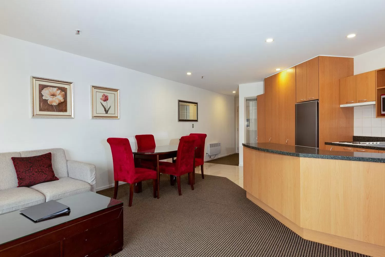 Kitchen or kitchenette in Fino Hotel & Suites