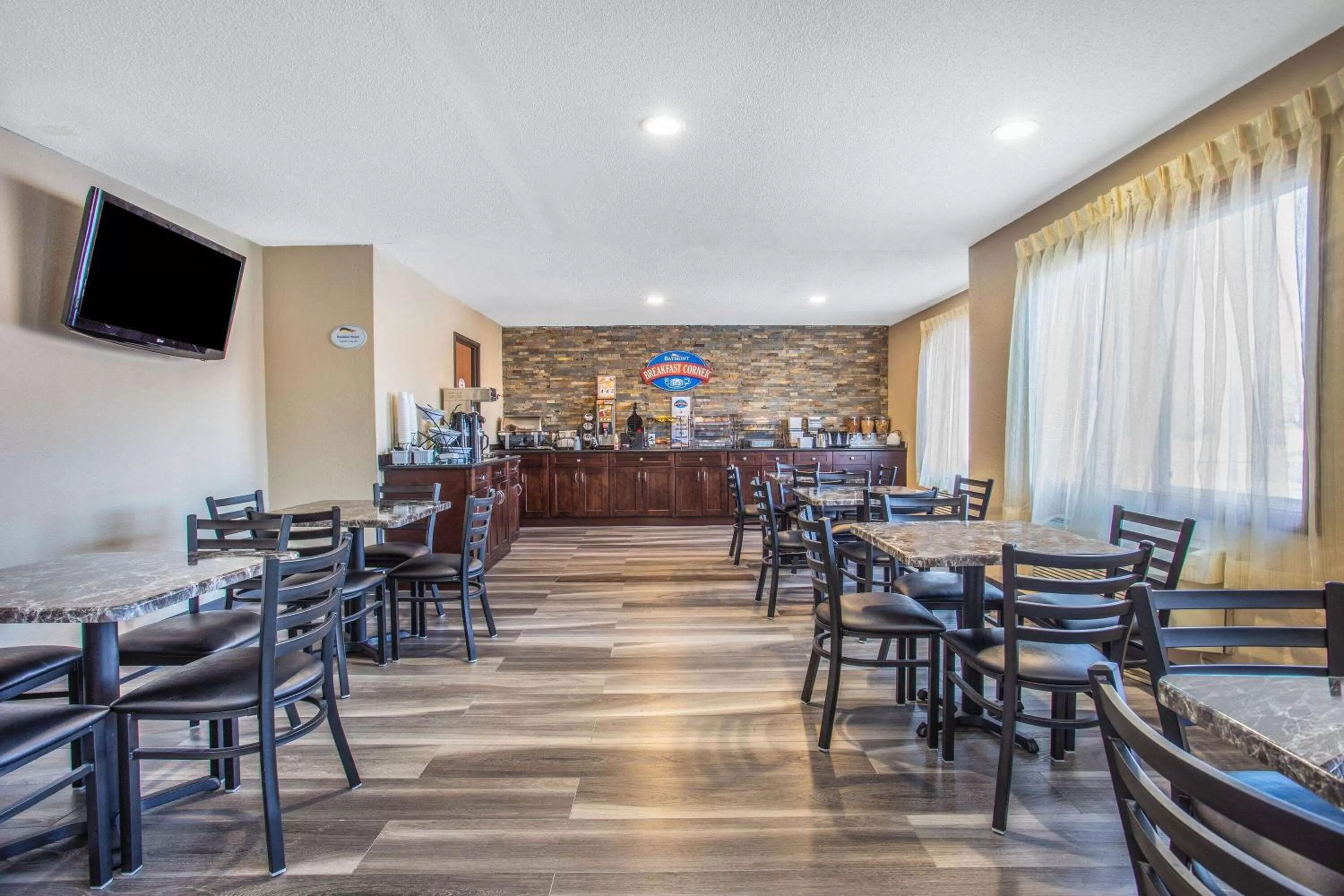 Breakfast in Baymont by Wyndham Joliet