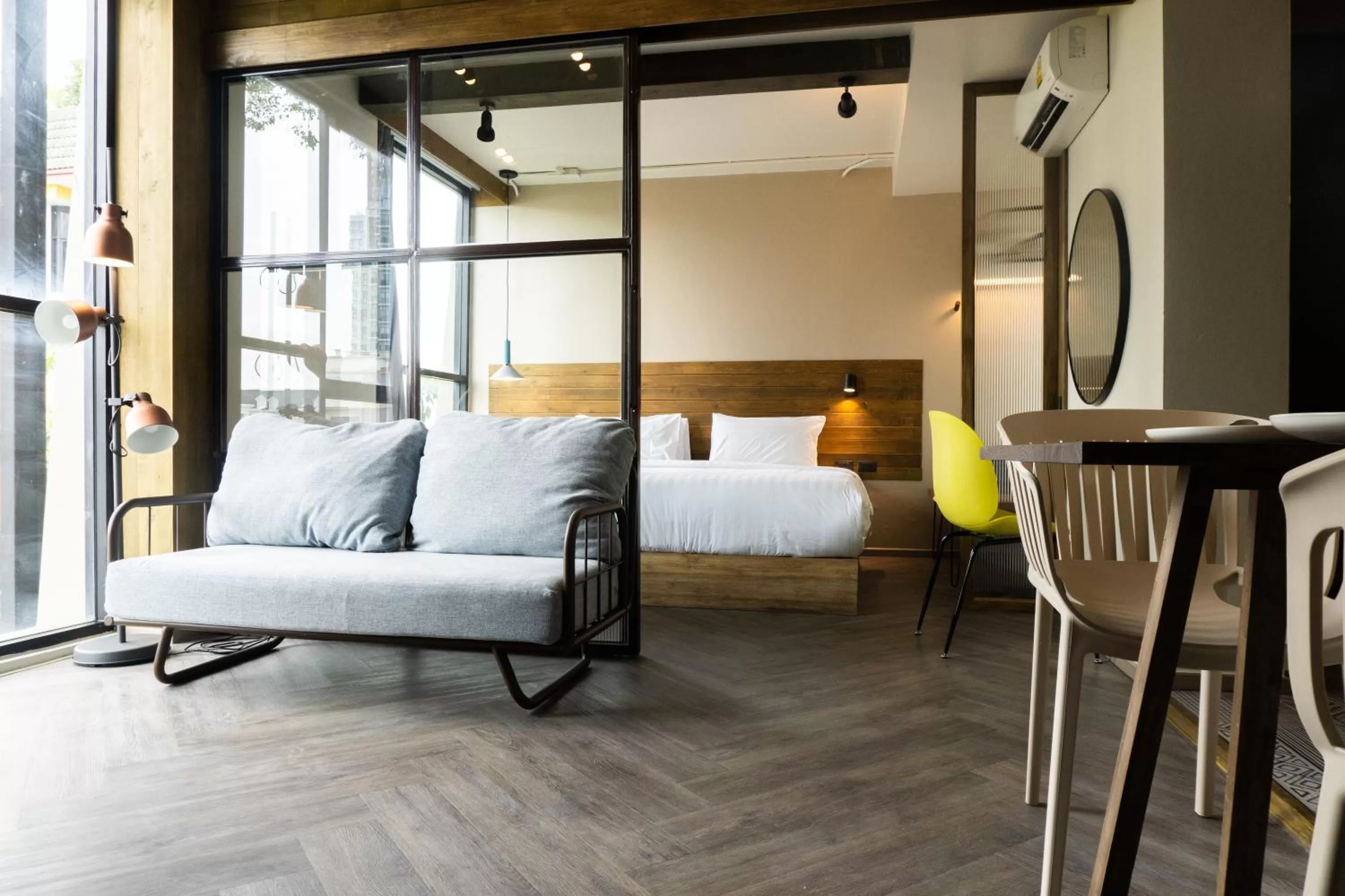 Living room, Bed in karaarom hotel