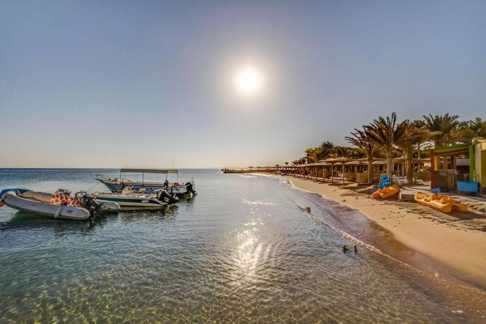 Palm Beach Resort Families and Couples only