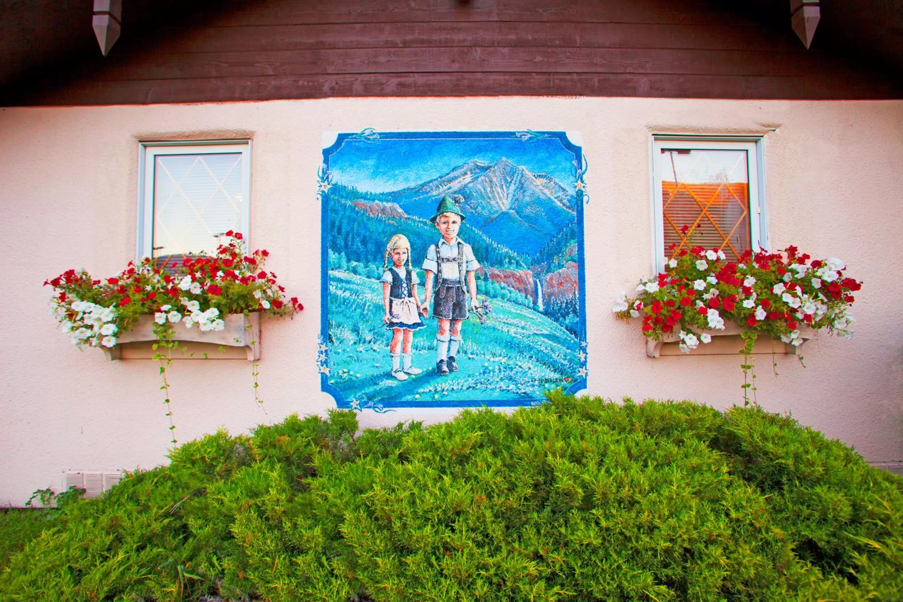 Facade/entrance in Glenwood Springs Inn