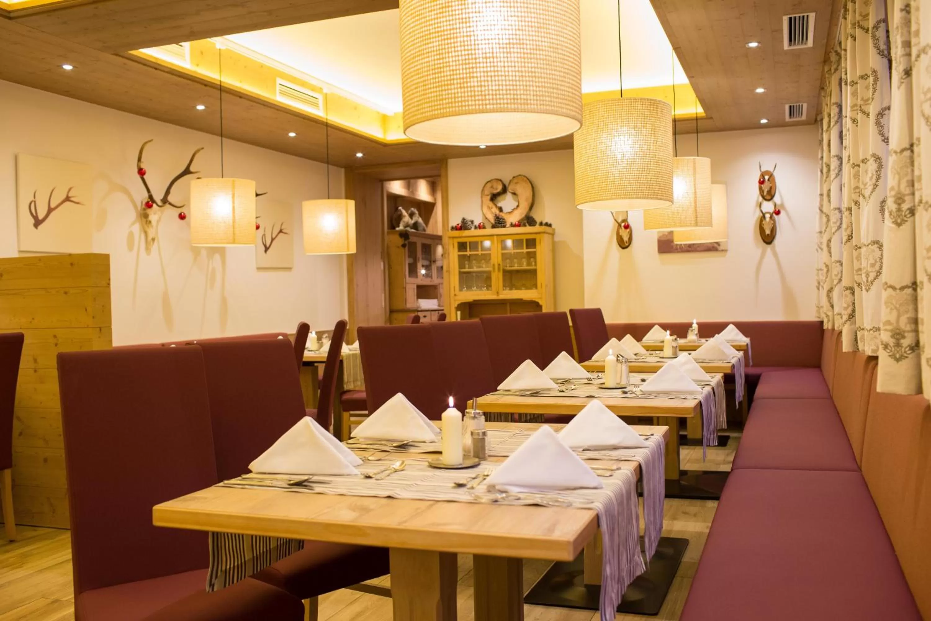 Restaurant/places to eat in Hotel Stadt Wien