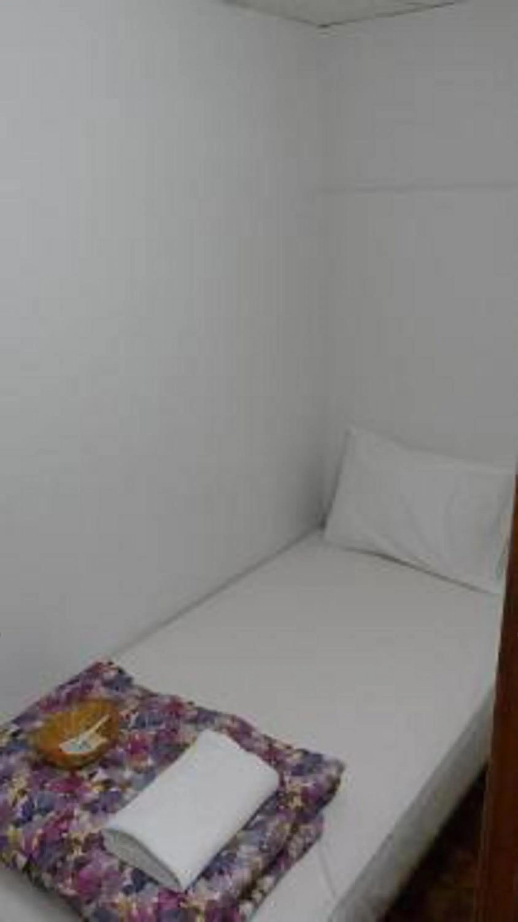 Bed in Bowery Grand Hotel