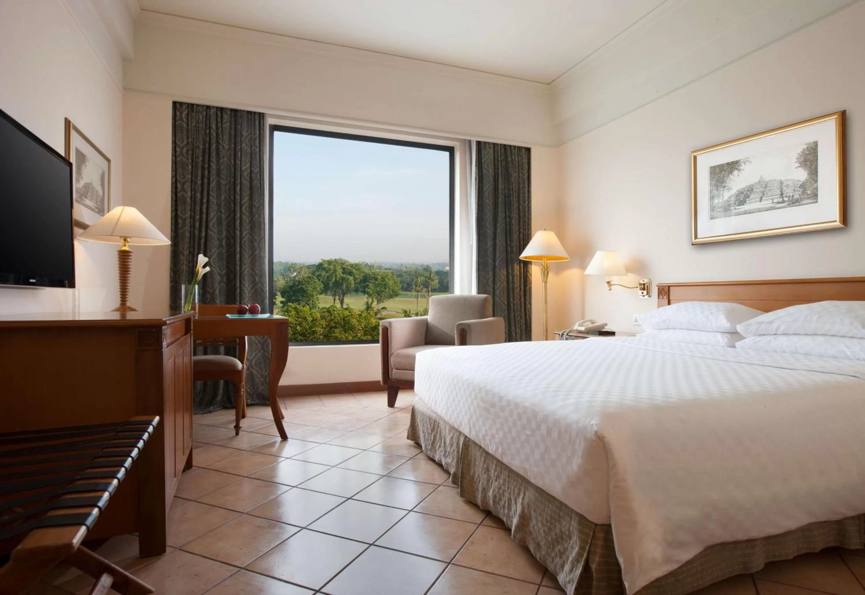 Photo of the whole room, Bed in Hyatt Regency Yogyakarta