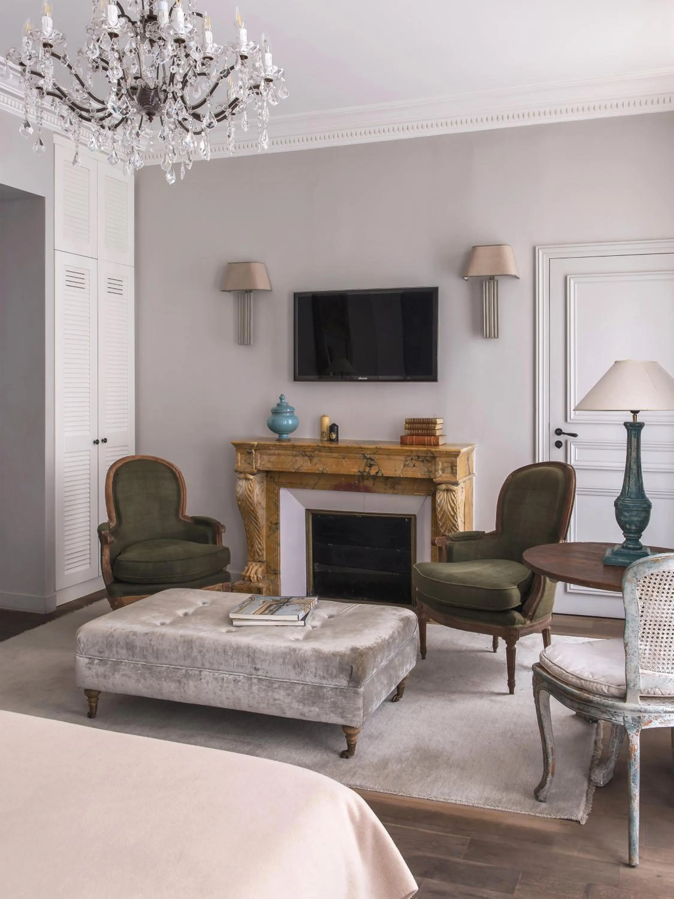 Bedroom in New Hotel Roblin