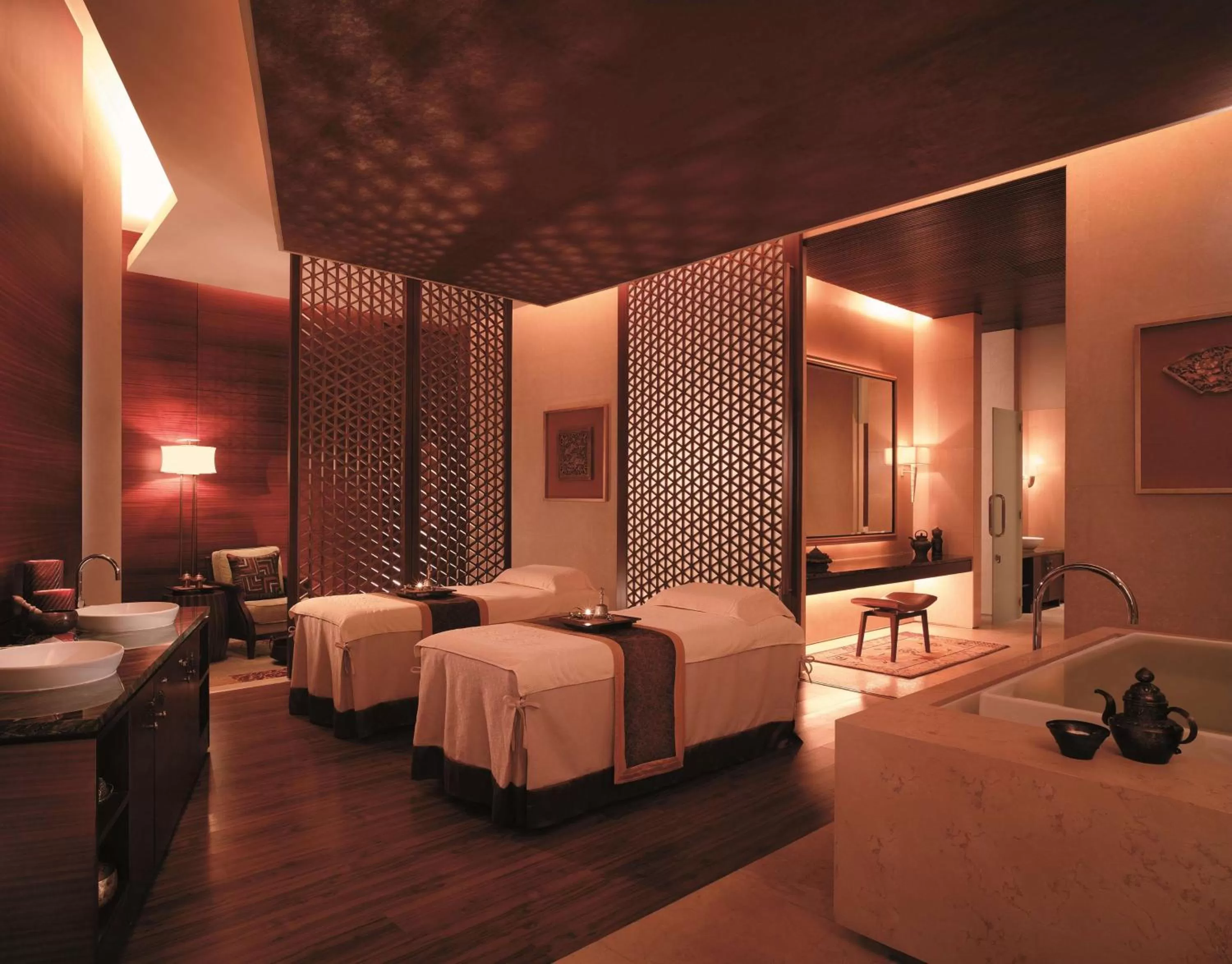 Spa and wellness centre/facilities, Bed in Pudong Shangri-La, Shanghai