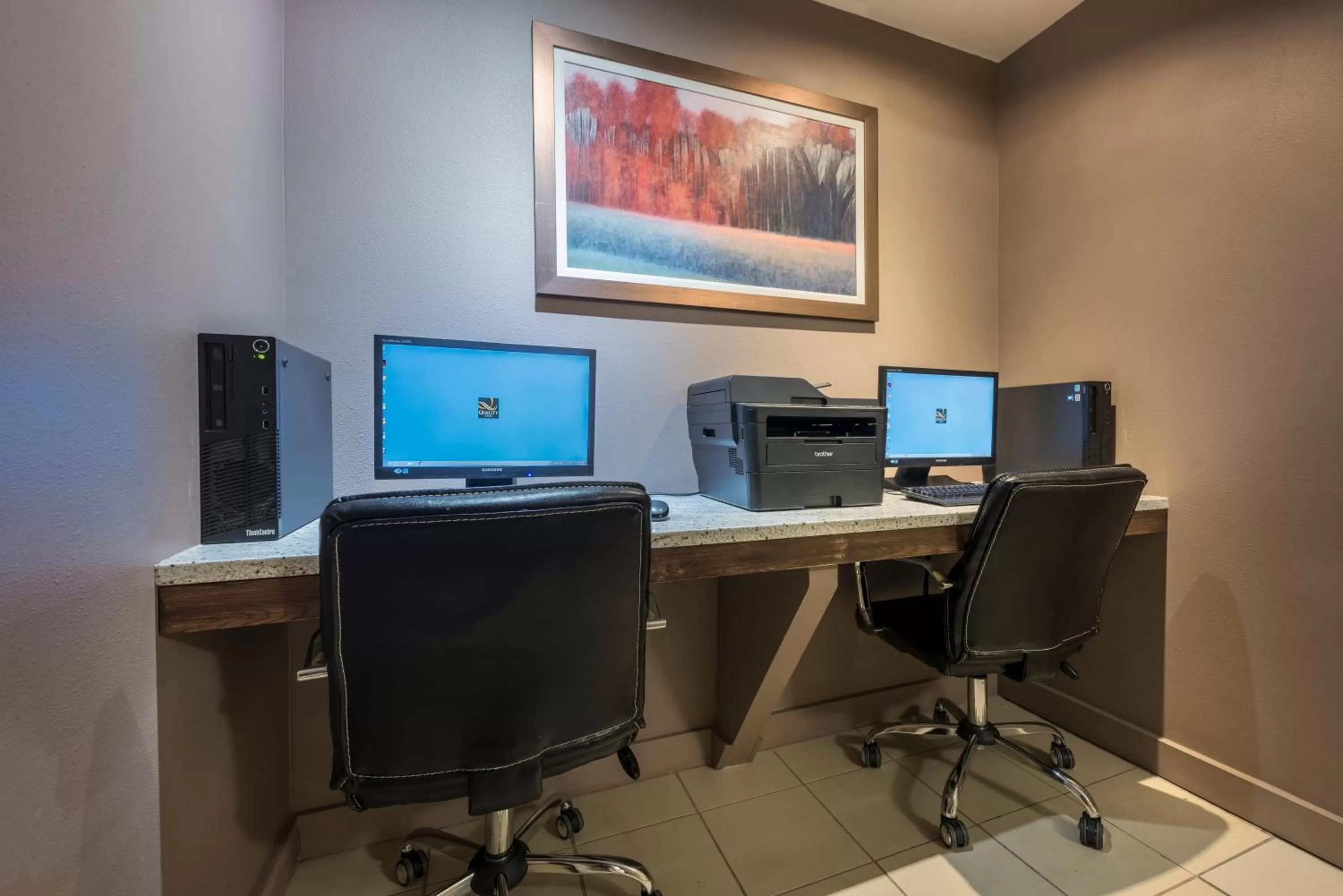 Business facilities in Quality Inn Airport