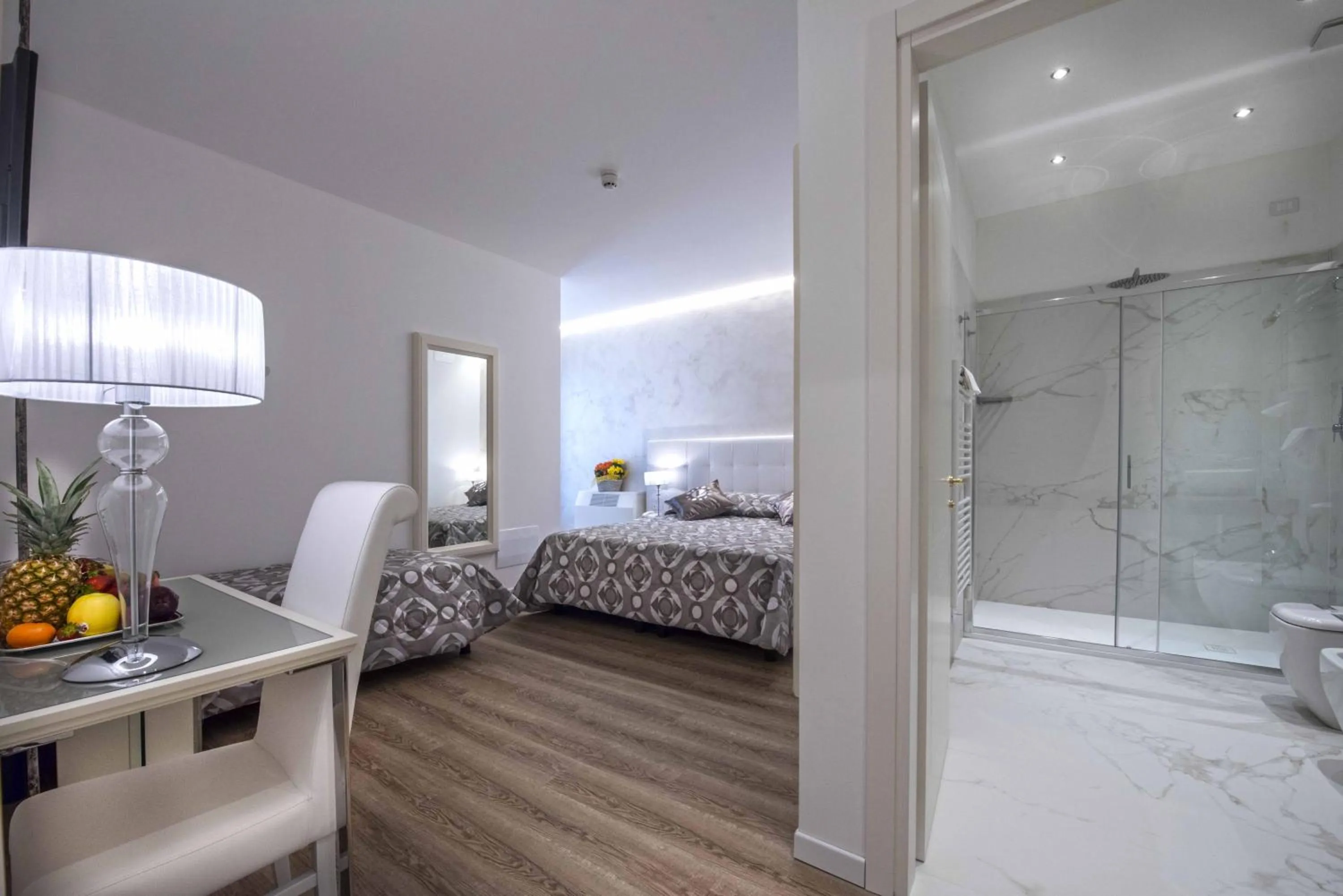 Photo of the whole room, Bed in Hotel Vivit ***S