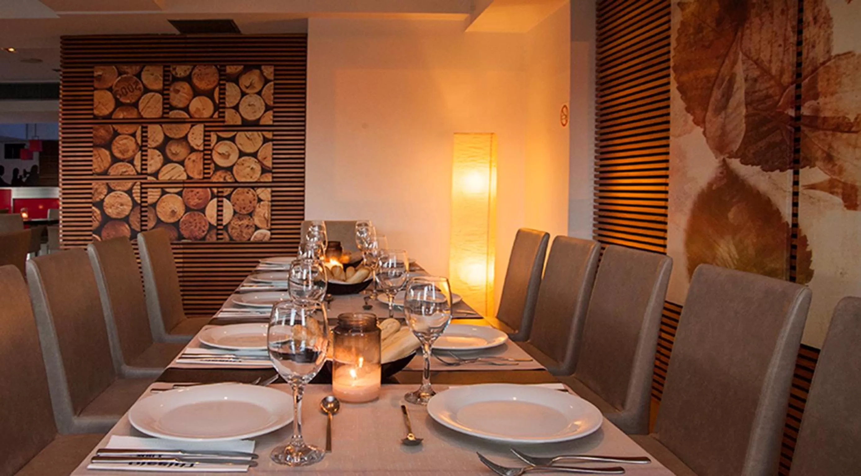 Restaurant/places to eat in Hotel Thissio