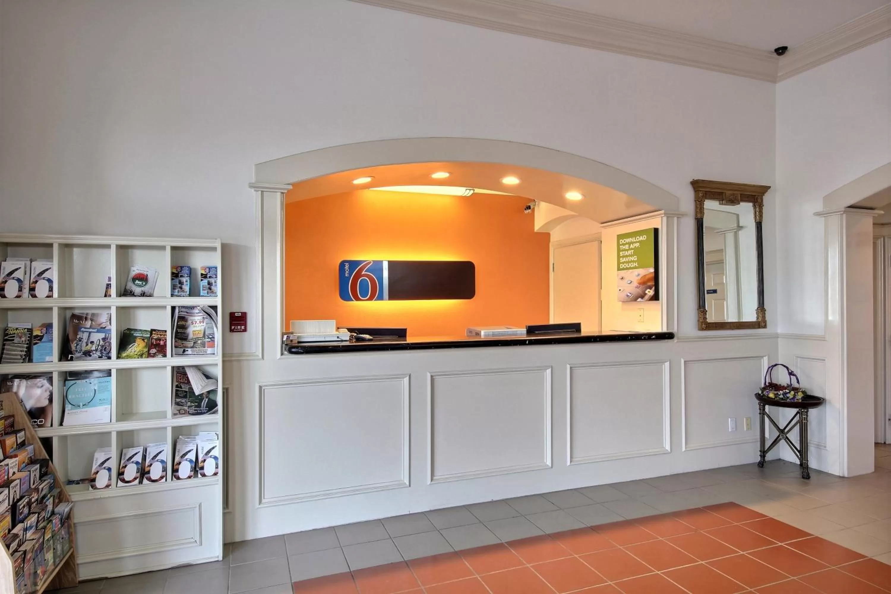 Lobby or reception in Motel 6-Edinburg, TX