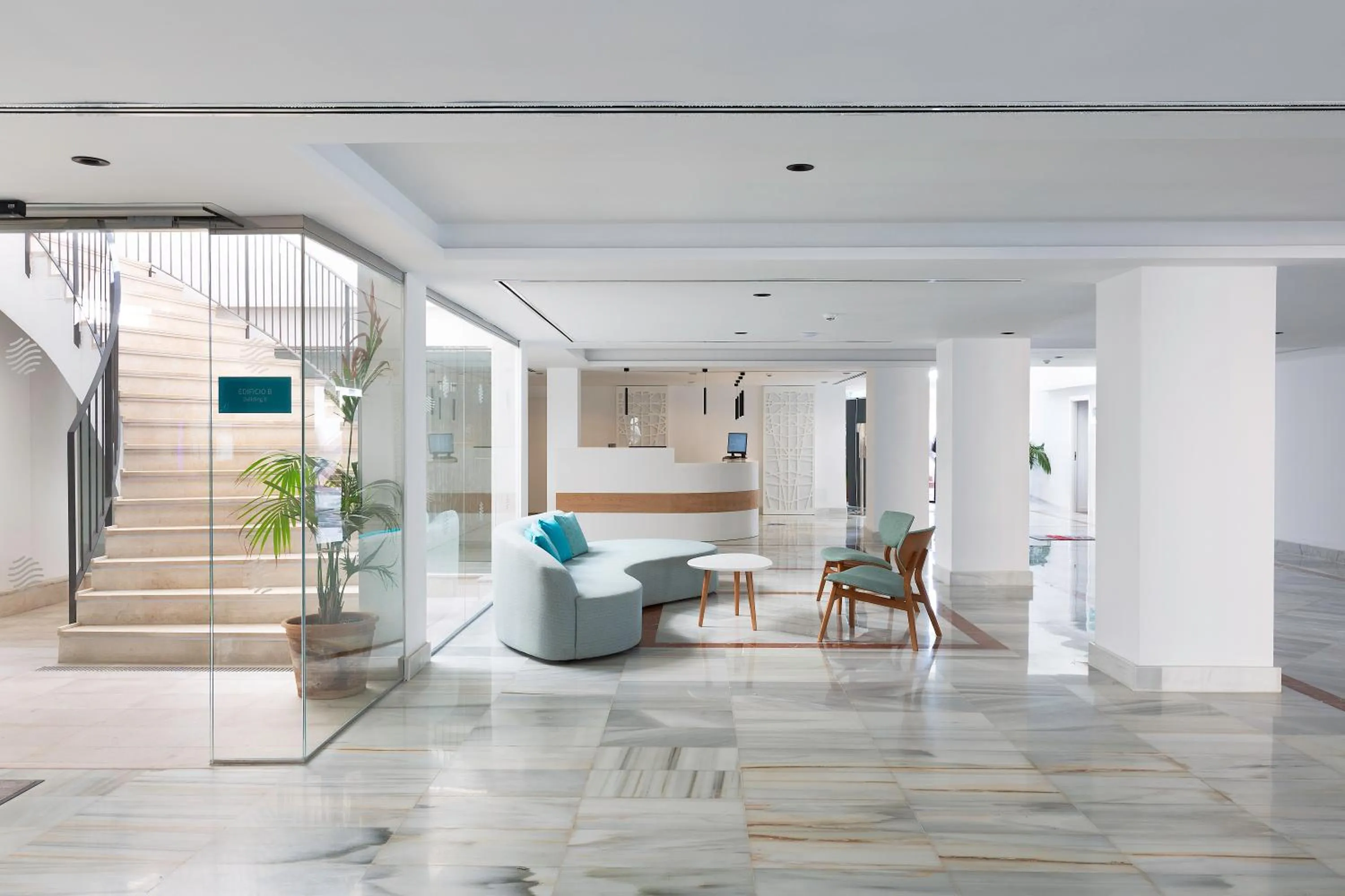 Lobby or reception in Alua Suites Las Rocas