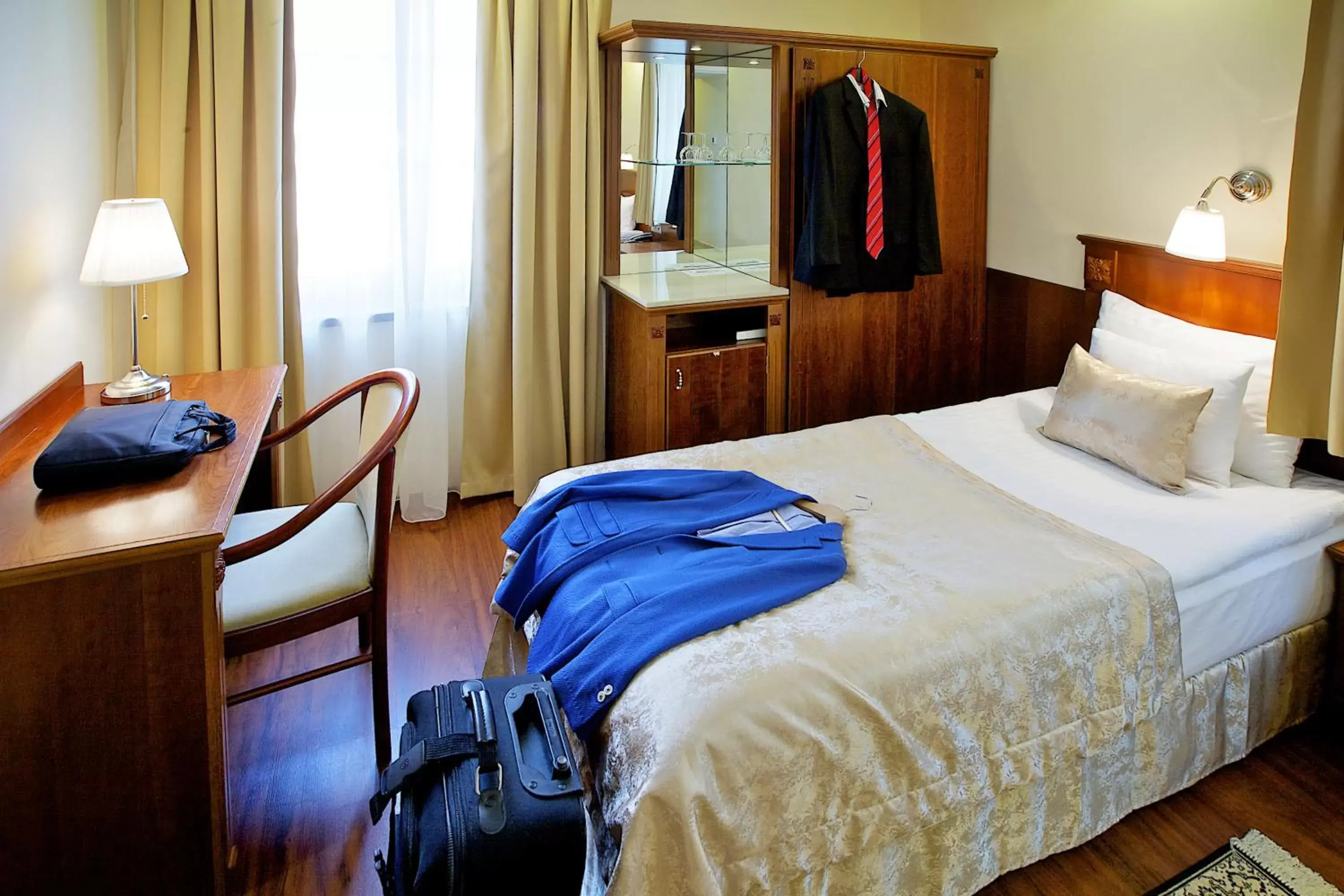 Single Room in Gold Hotel Budapest Single Room in Gold Hotel Budapest