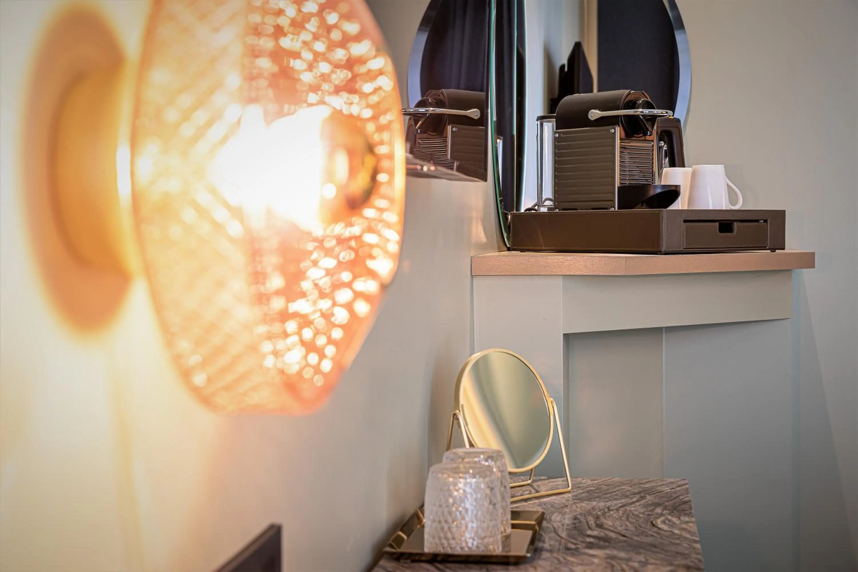 Coffee/tea facilities in Hôtel Veryste & Spa Paris