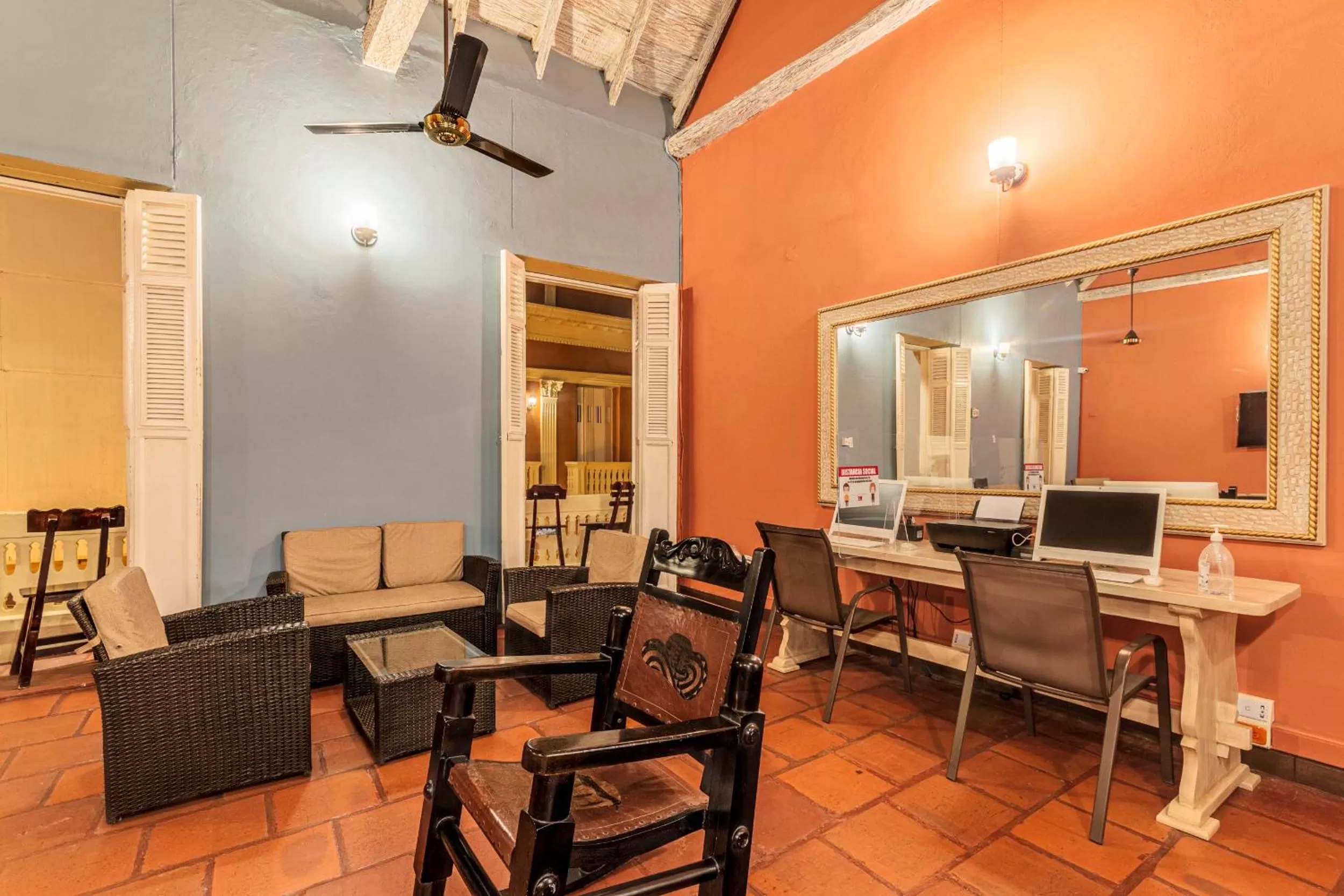 Property building in Hotel El Viajero Centro