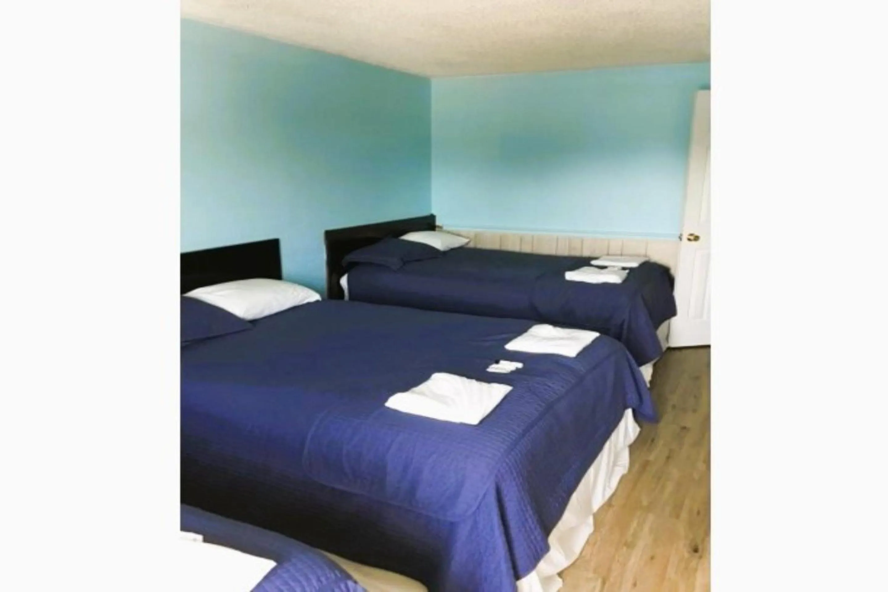 Bedroom in Crepe Myrtle by OYO