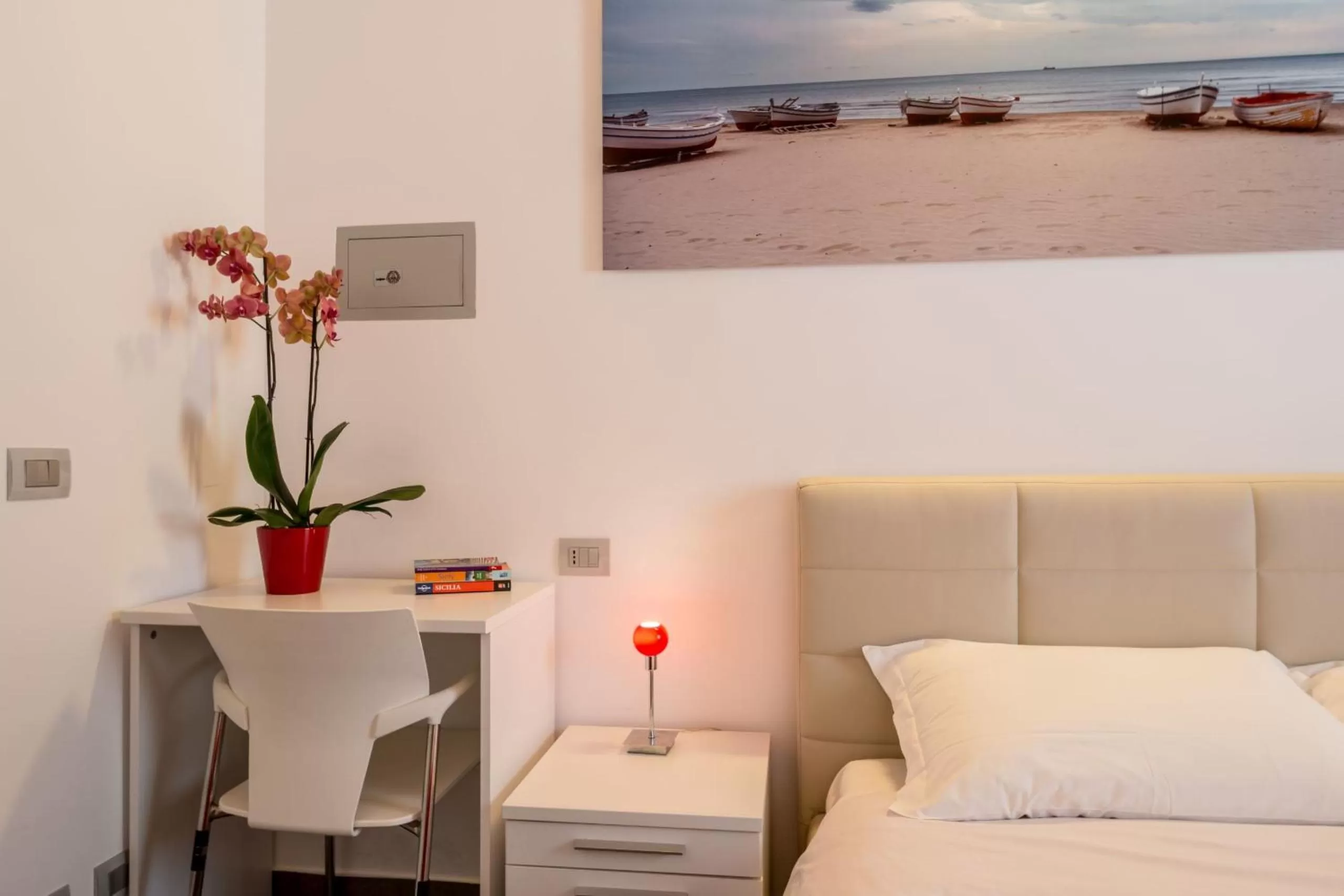 Bedroom, Bed in B&B Bianco E Blu