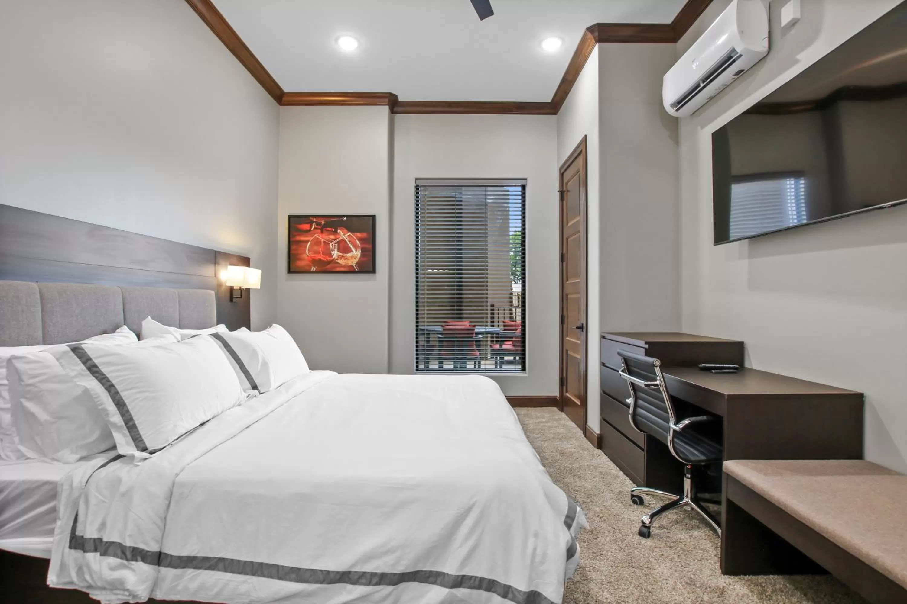 Bedroom, Bed in The Resort at Lake of the Ozarks