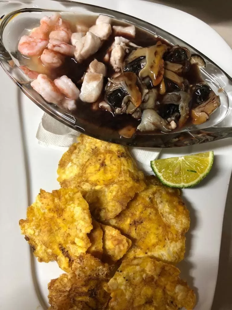 Restaurant/places to eat in La Sirena Playa Jacó