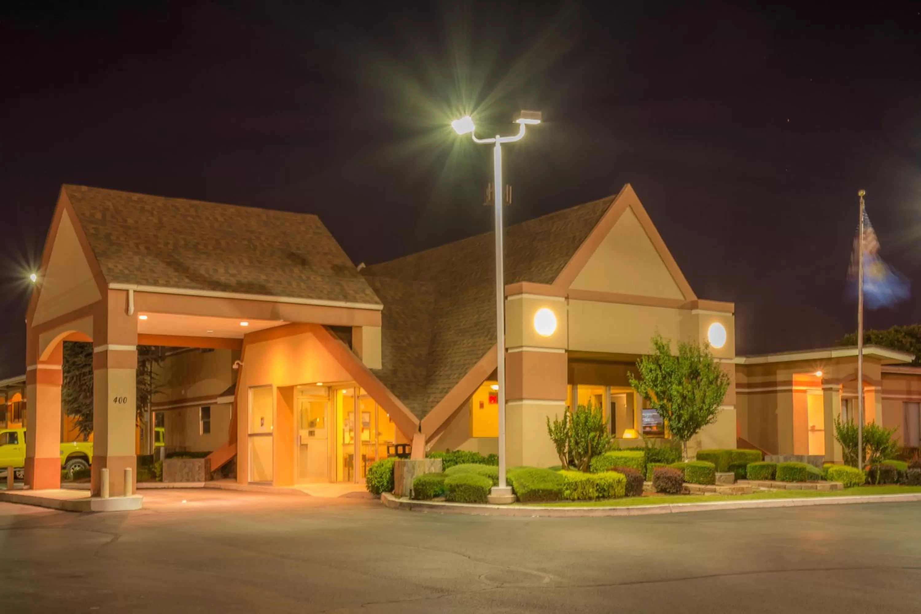 Facade/entrance in Howard Johnson by Wyndham Oklahoma City OKC Airport, Fairgrounds, I40