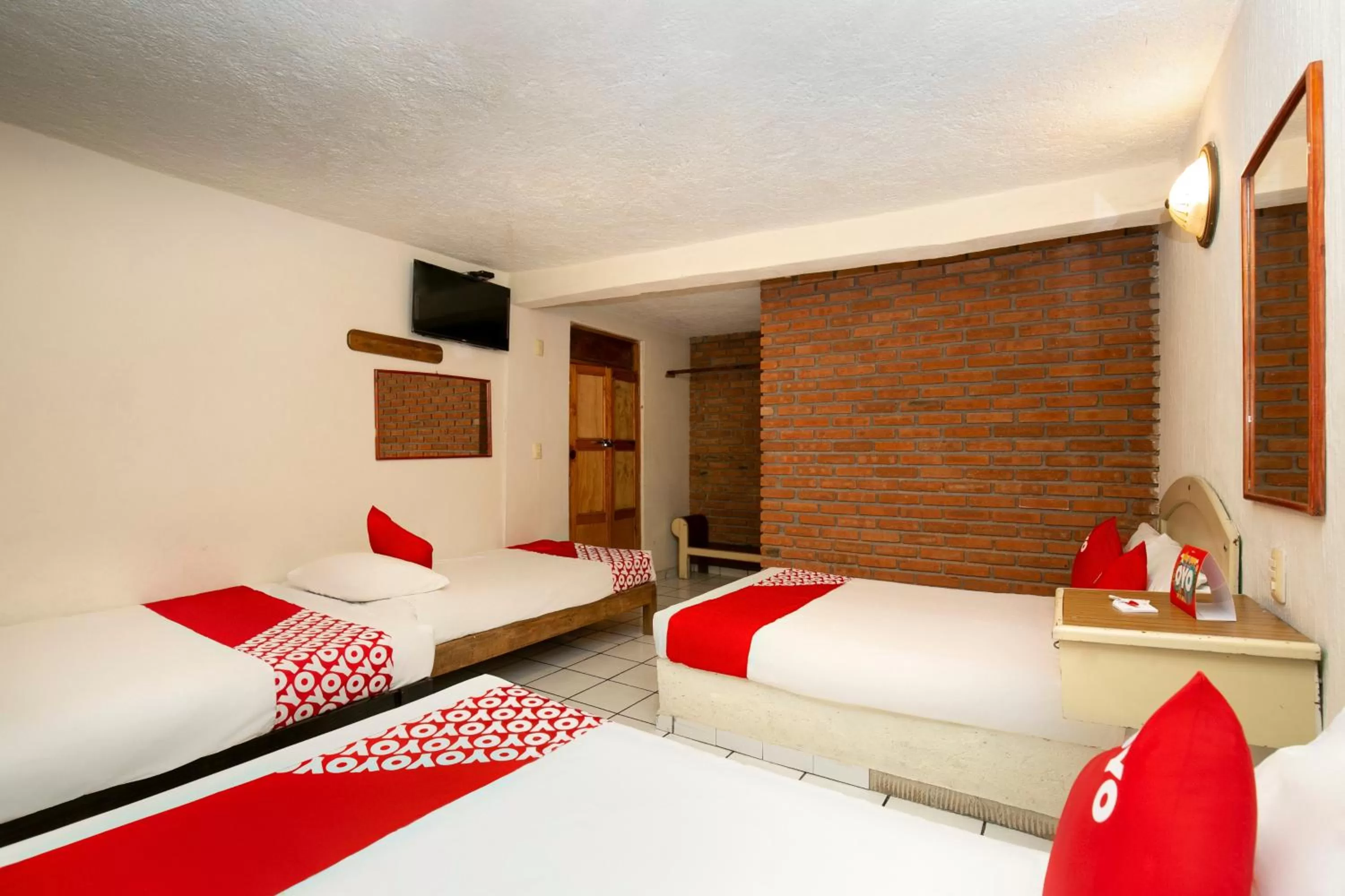 Bedroom in OYO La Casita