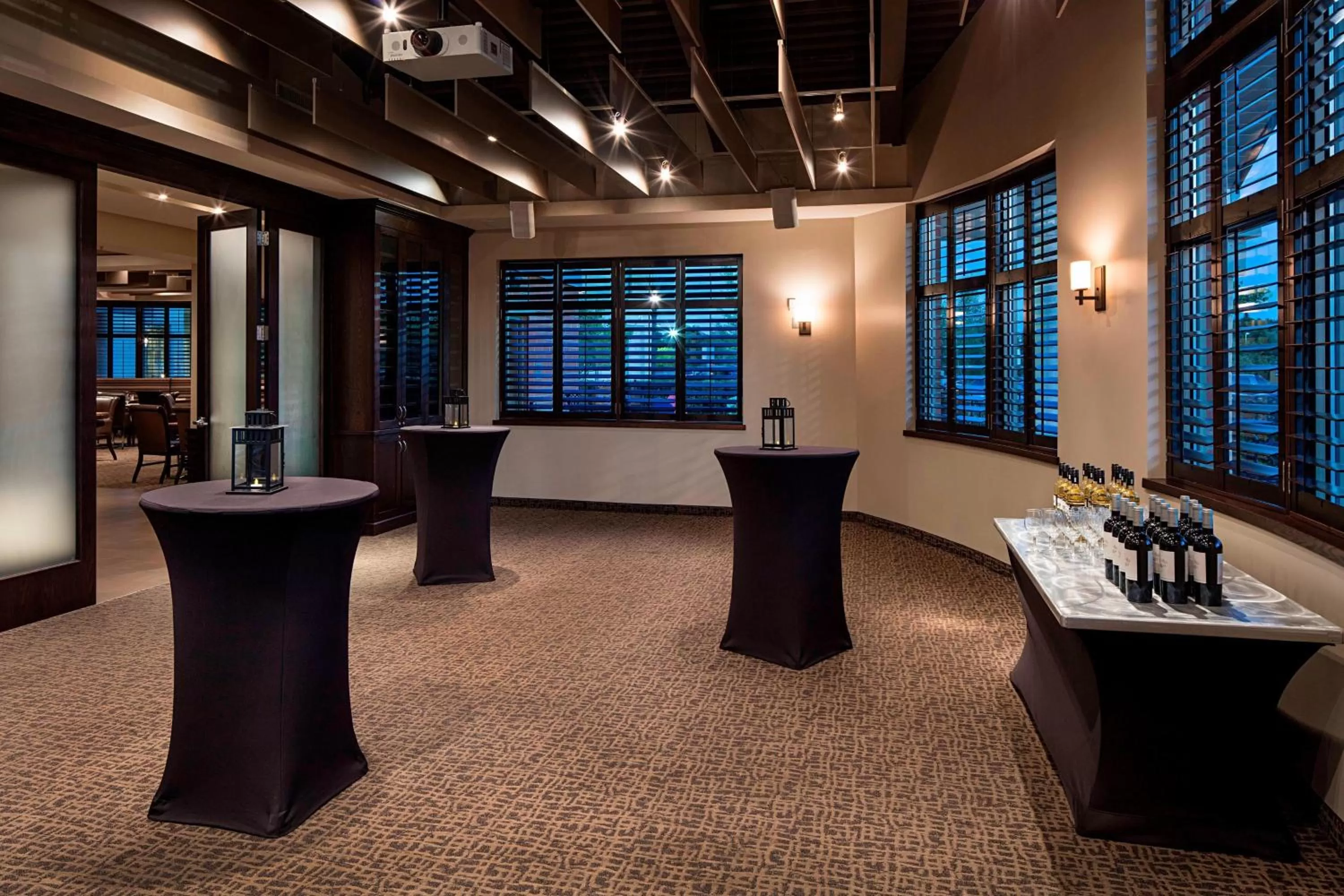 Meeting/conference room in Delta Hotels by Marriott Guelph Conference Centre