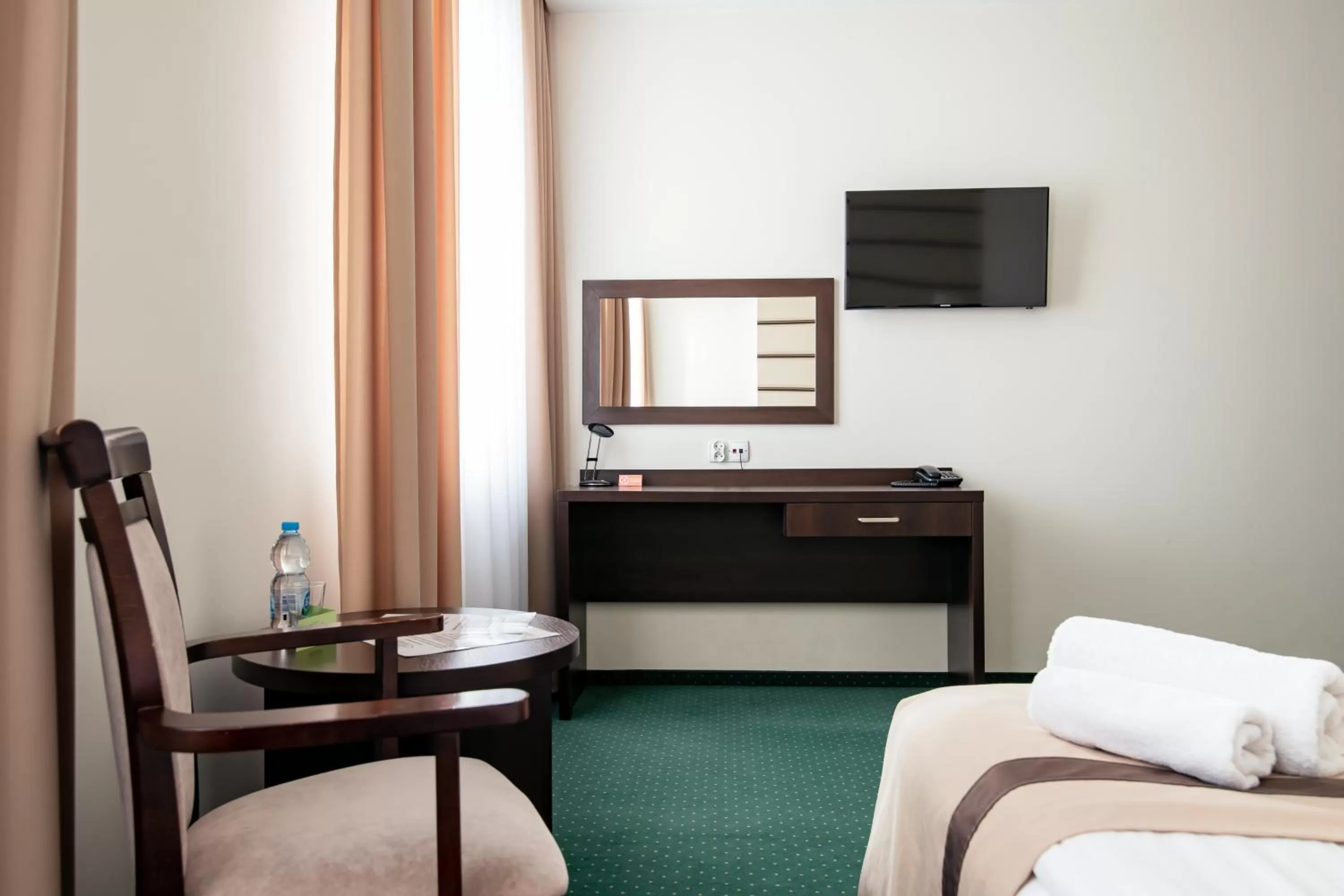 Bed in Hotel Maraton