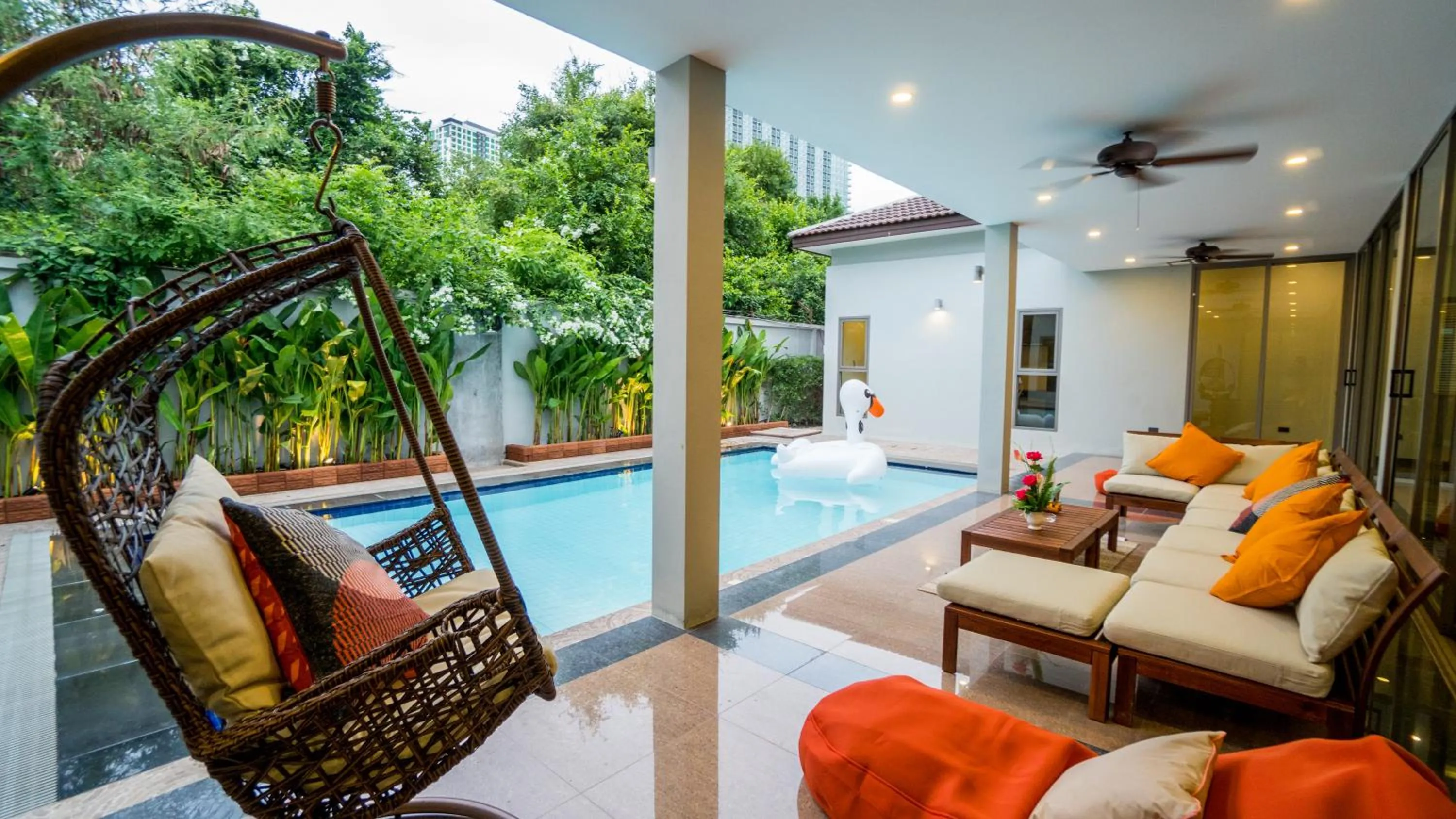 Patio in Villa Navin