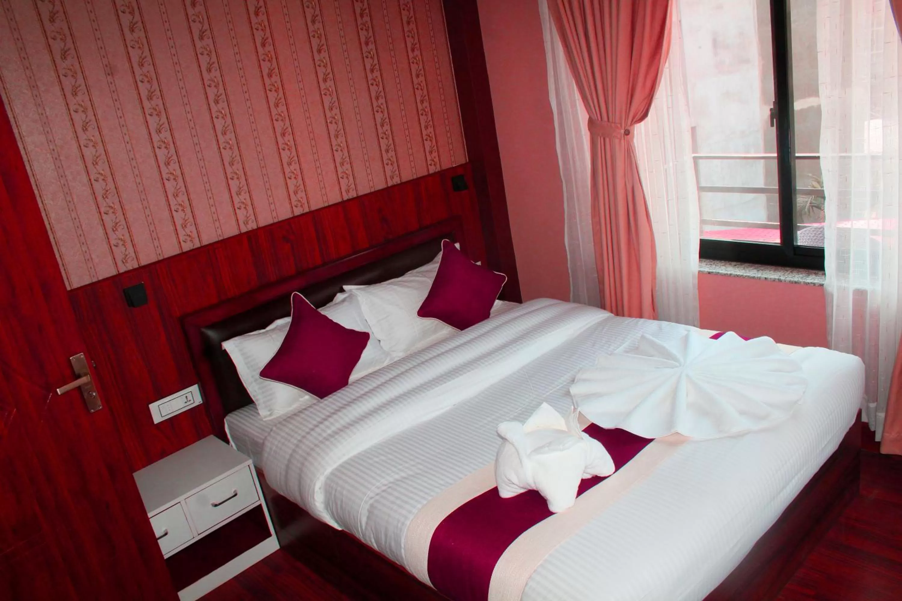 Bedroom, Bed in Hotel Family Ties Pvt. Ltd.