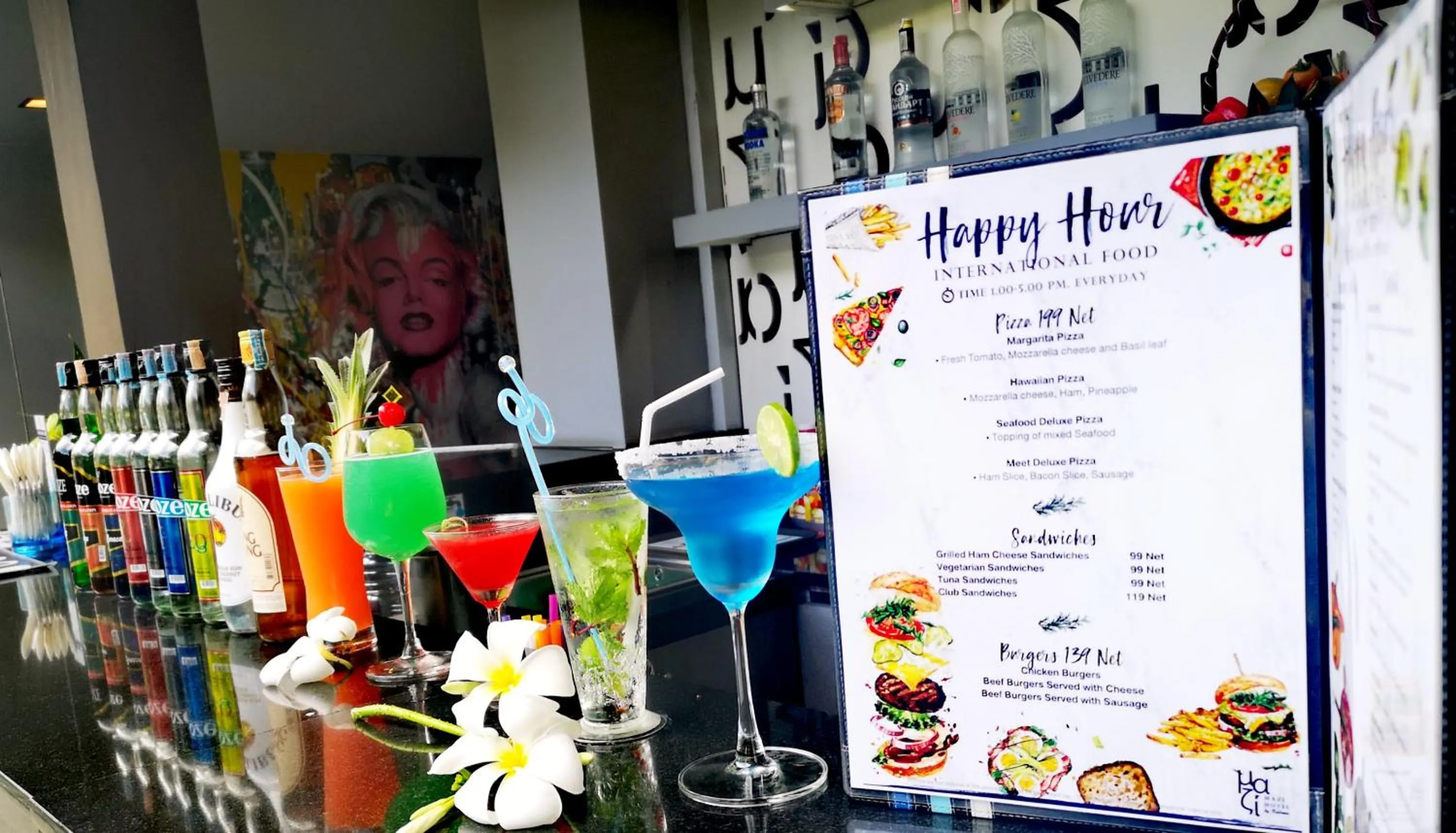 Restaurant/places to eat in Mazi Design Hotel by Kalima