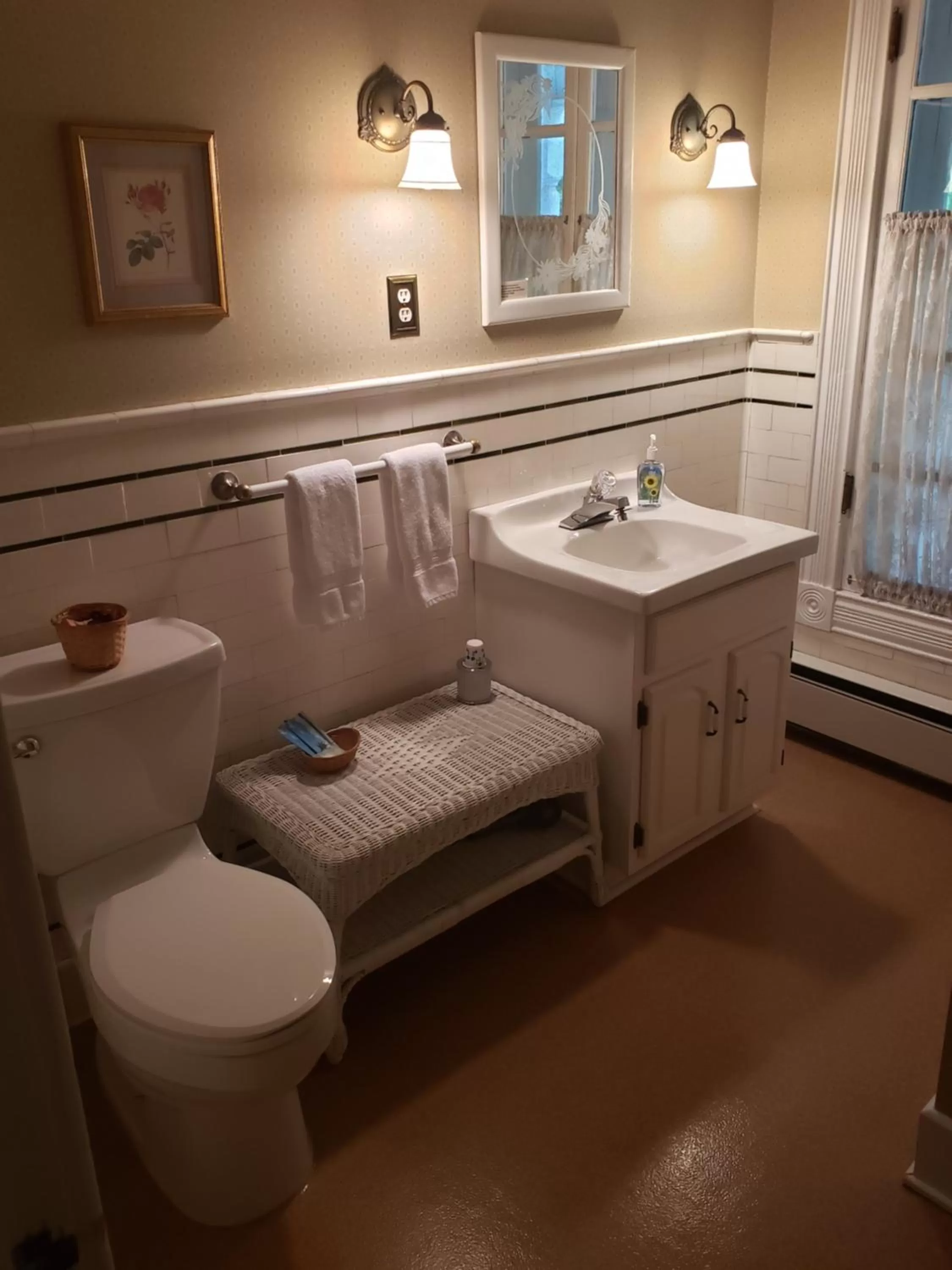 Bathroom in Hudson Manor Bed & Breakfast