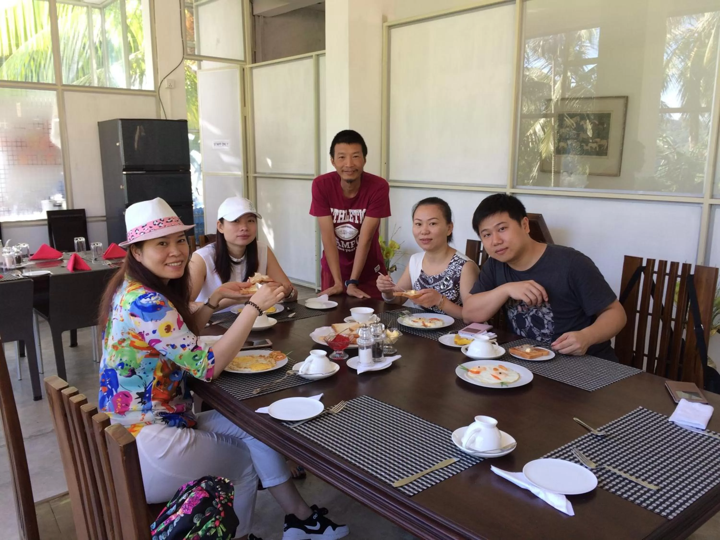 Day in Eagle's Residence