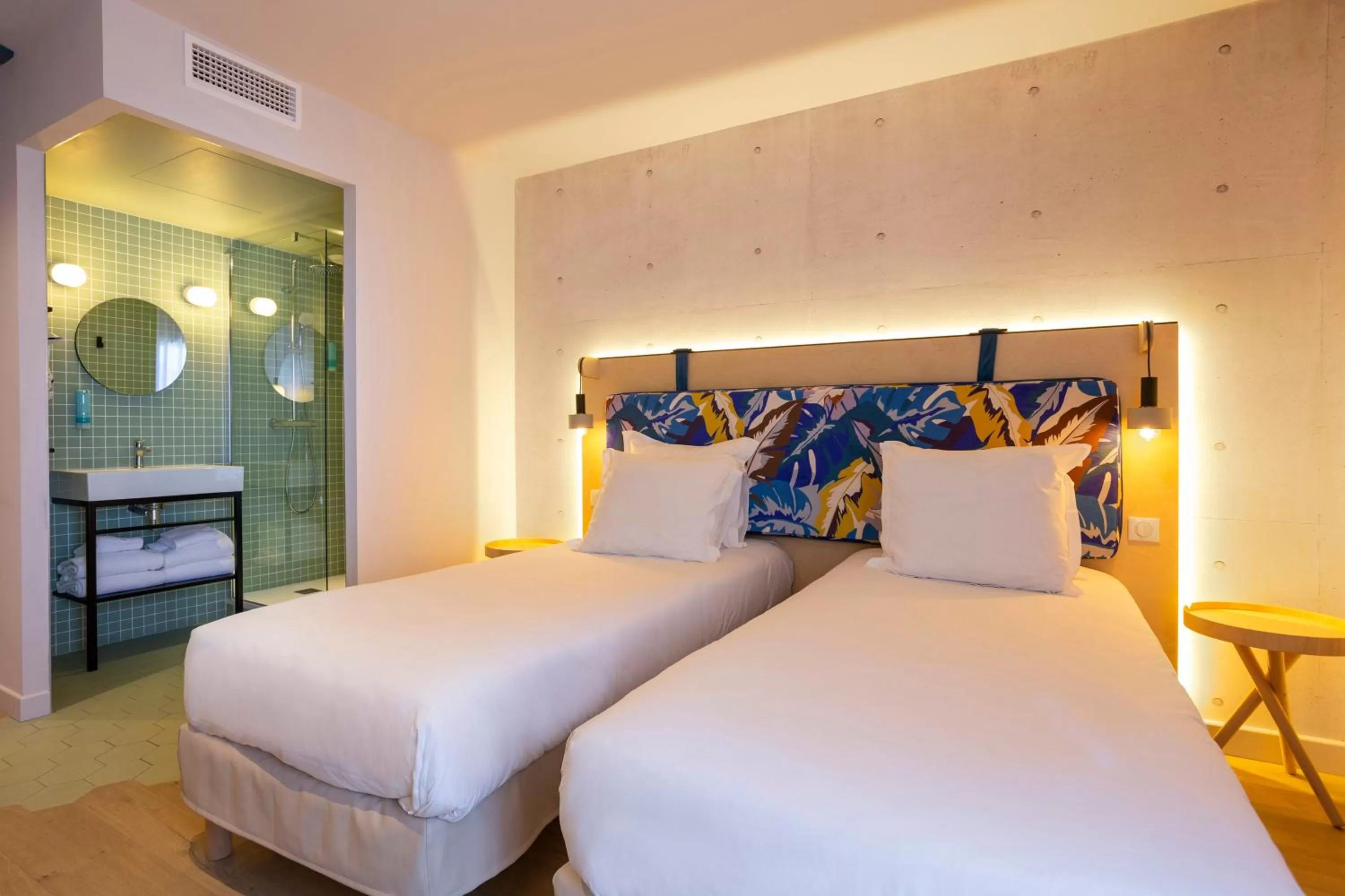 Bedroom, Bed in Urban Hotel & Spa Aix-les-Bains - BW Signature Collection