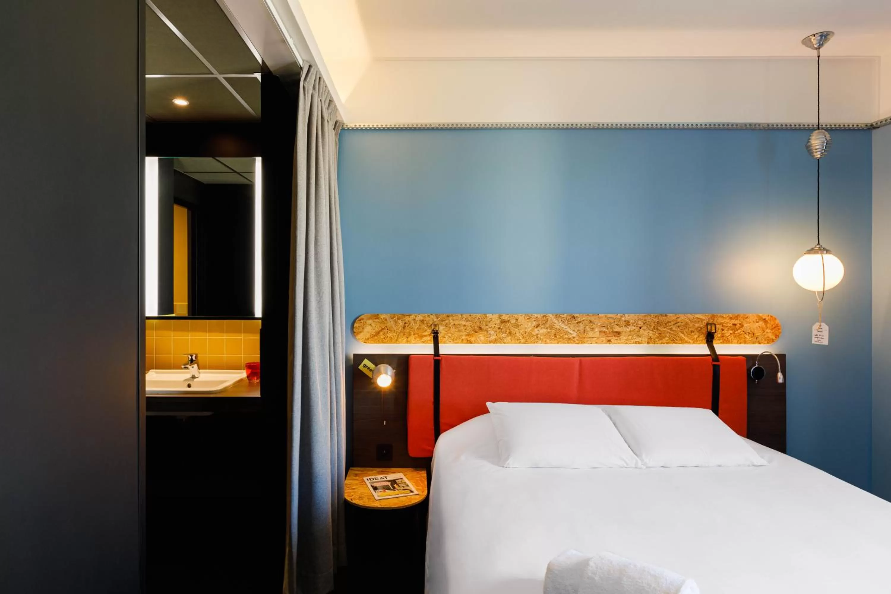 Bedroom, Bed in Greet Hotel Lyon Confluence