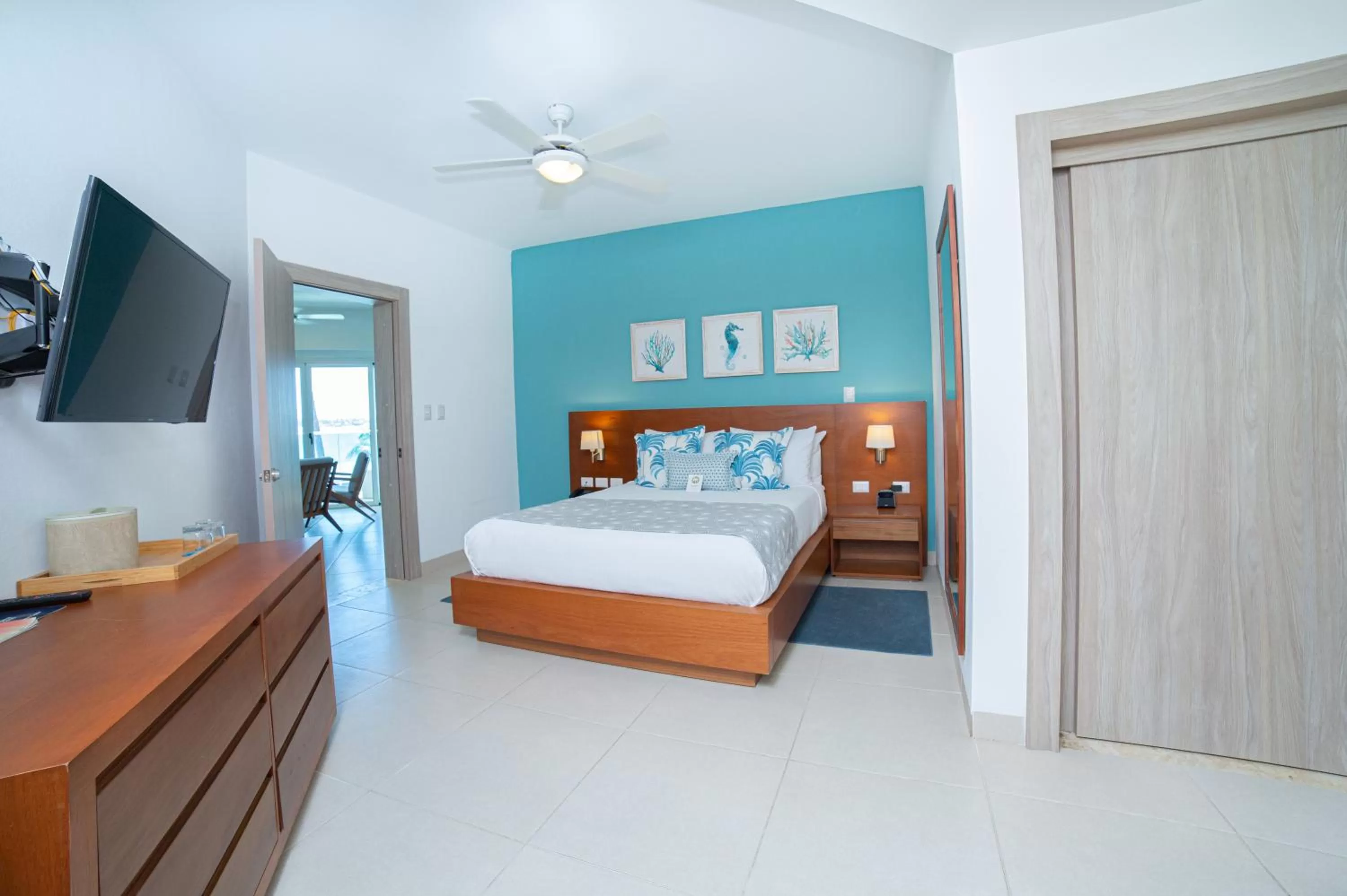 Bed in Presidential Suites Cabarete - Room Only