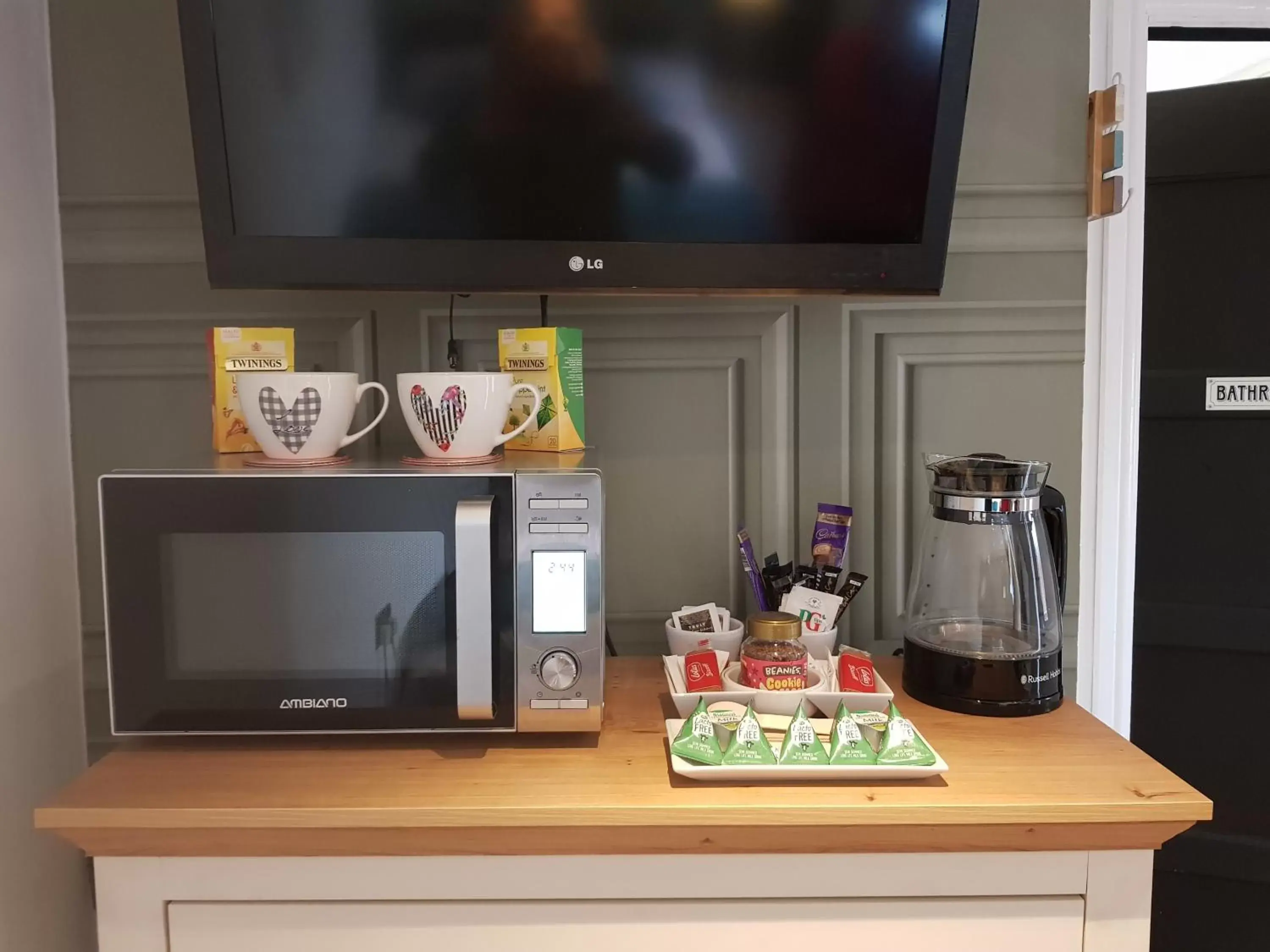 Double Room in Sea-Quinn Views Double Room in Sea-Quinn Views