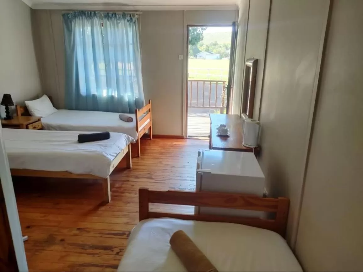 Photo of the whole room in Blue Mountain Farm Lodge, Cabins & Cottages