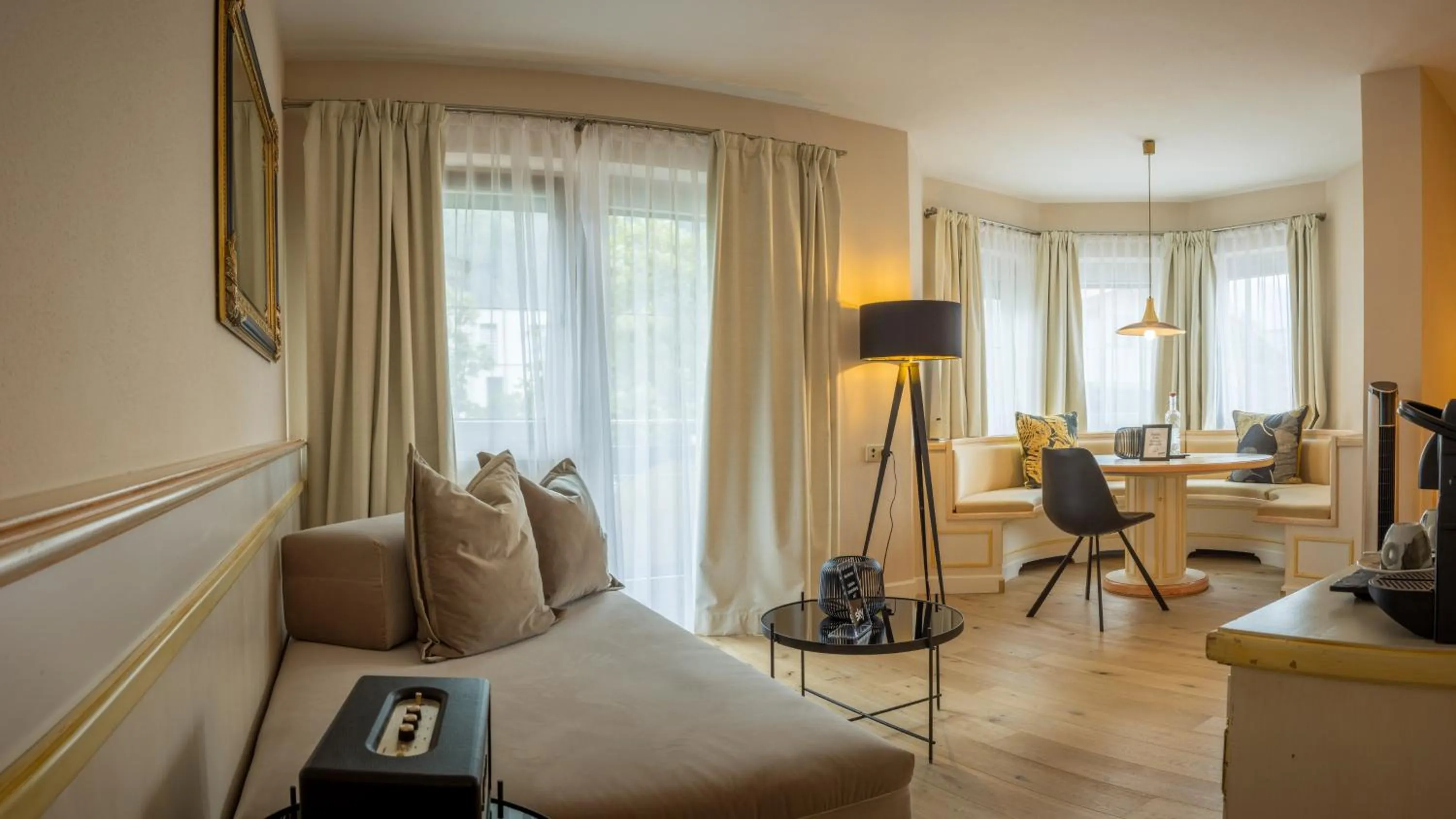 Living room in MANNI das Hotel