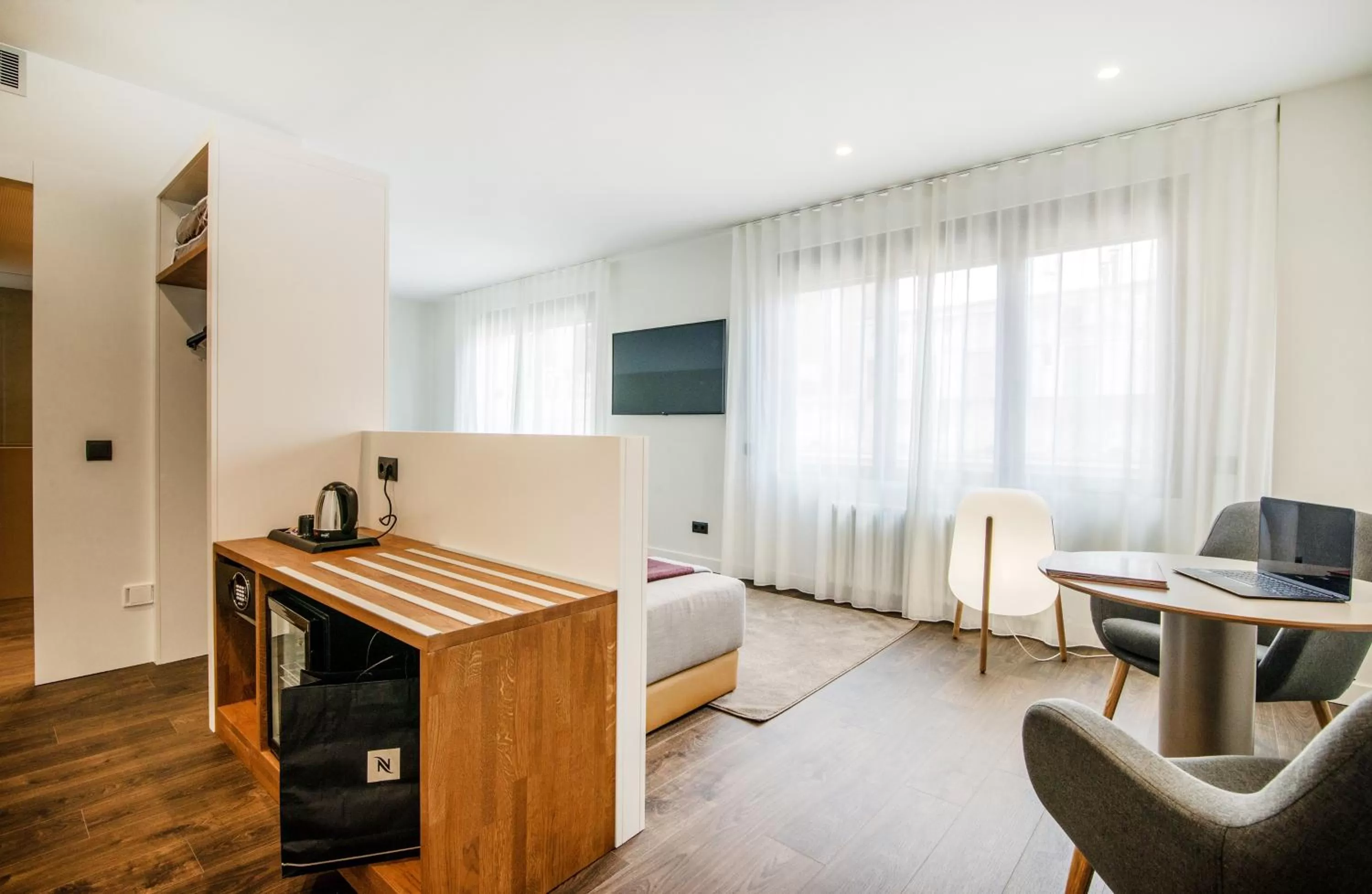 Living room in Peninsular