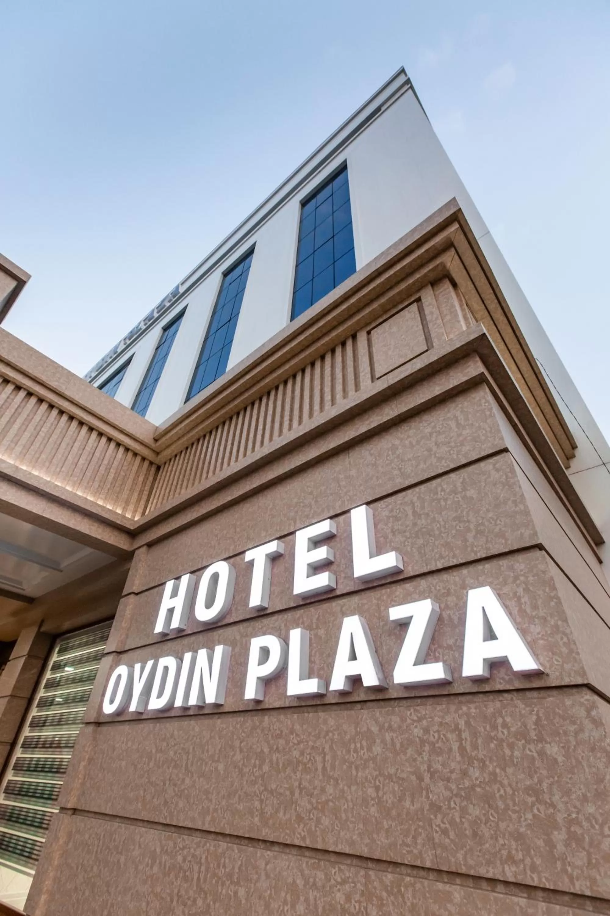 Property building in OydinPlaza Hotel