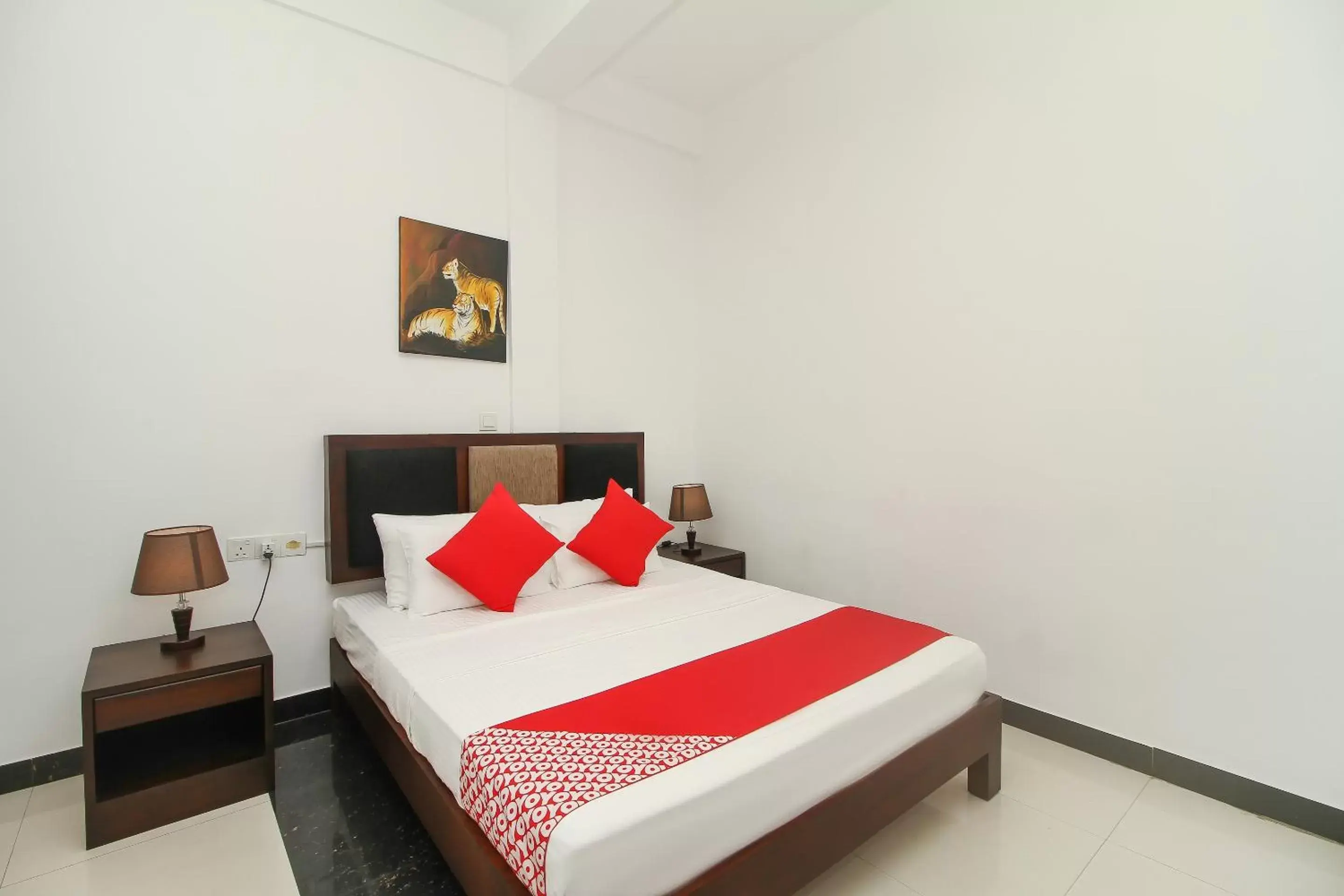 Large Single Room in Hotel 198 Negombo Large Single Room in Hotel 198 Negombo