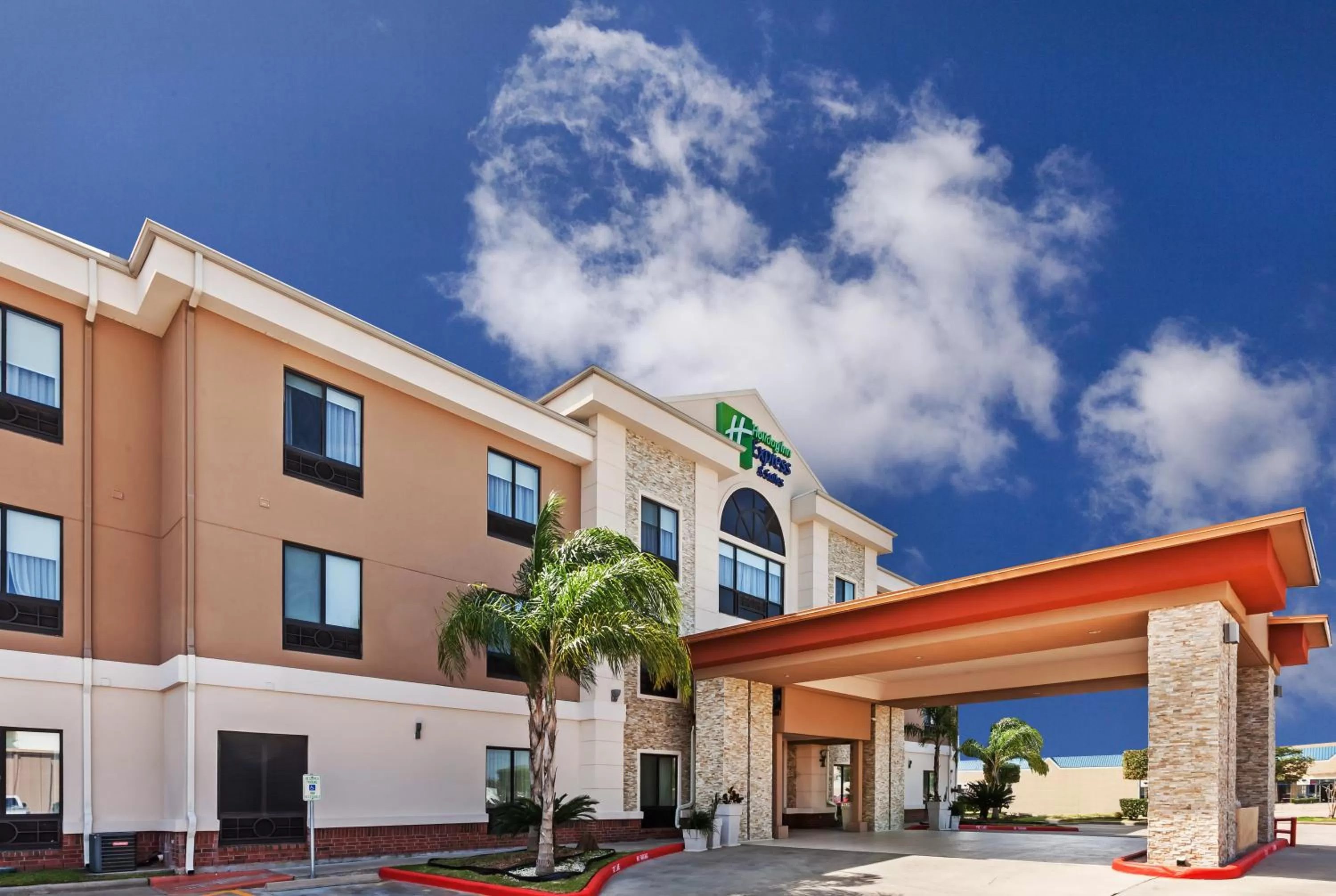 Property building in Holiday Inn Express & Suites Houston East by IHG